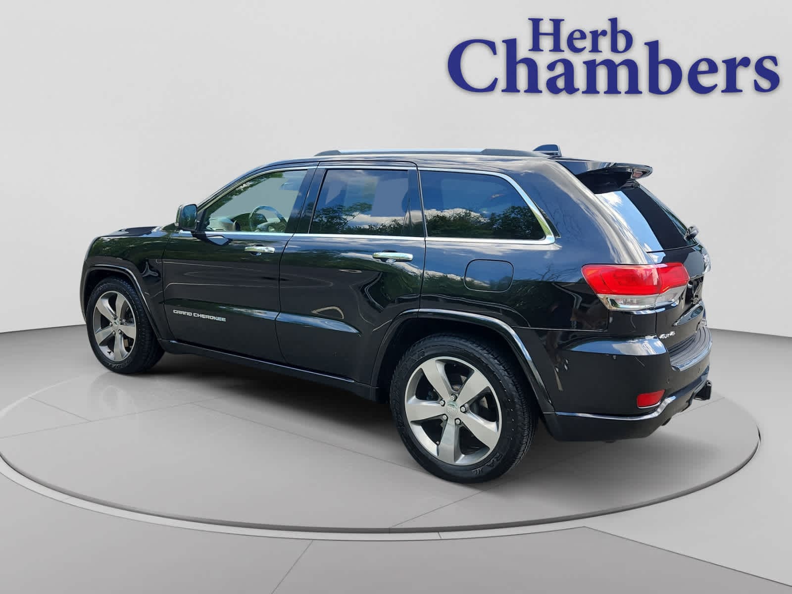 used 2014 Jeep Grand Cherokee car, priced at $15,997