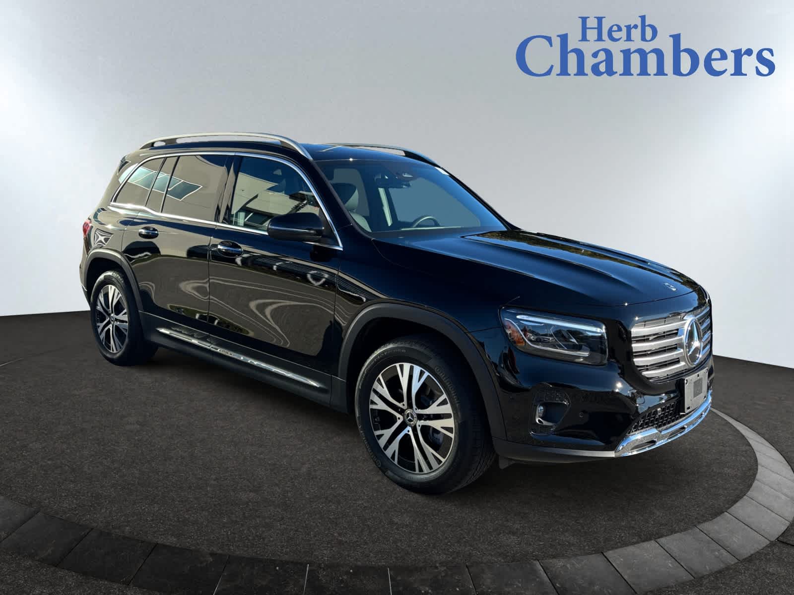2025 Mercedes-Benz GLB Base