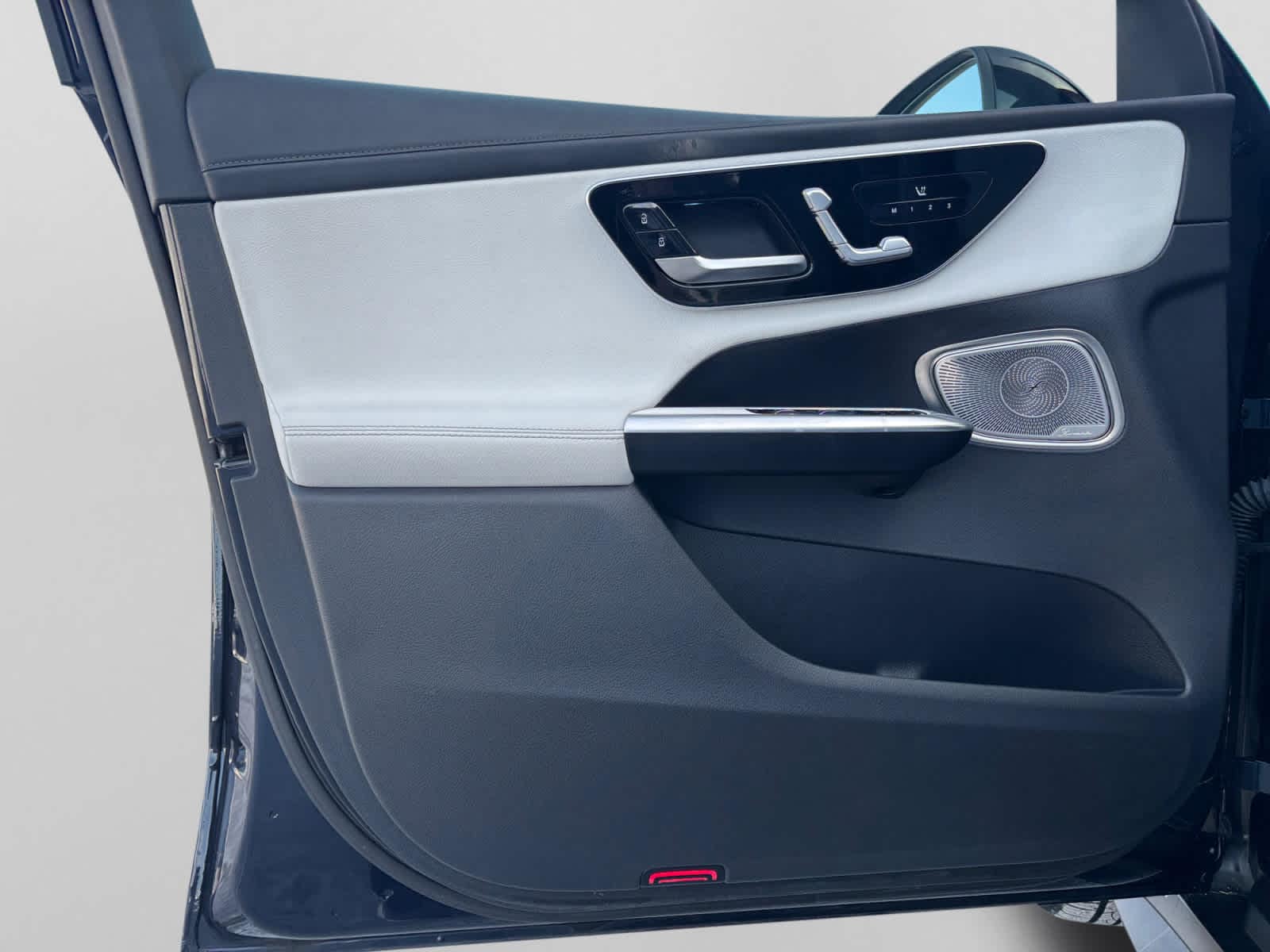 used 2024 Mercedes-Benz GLC 300 car, priced at $35,998