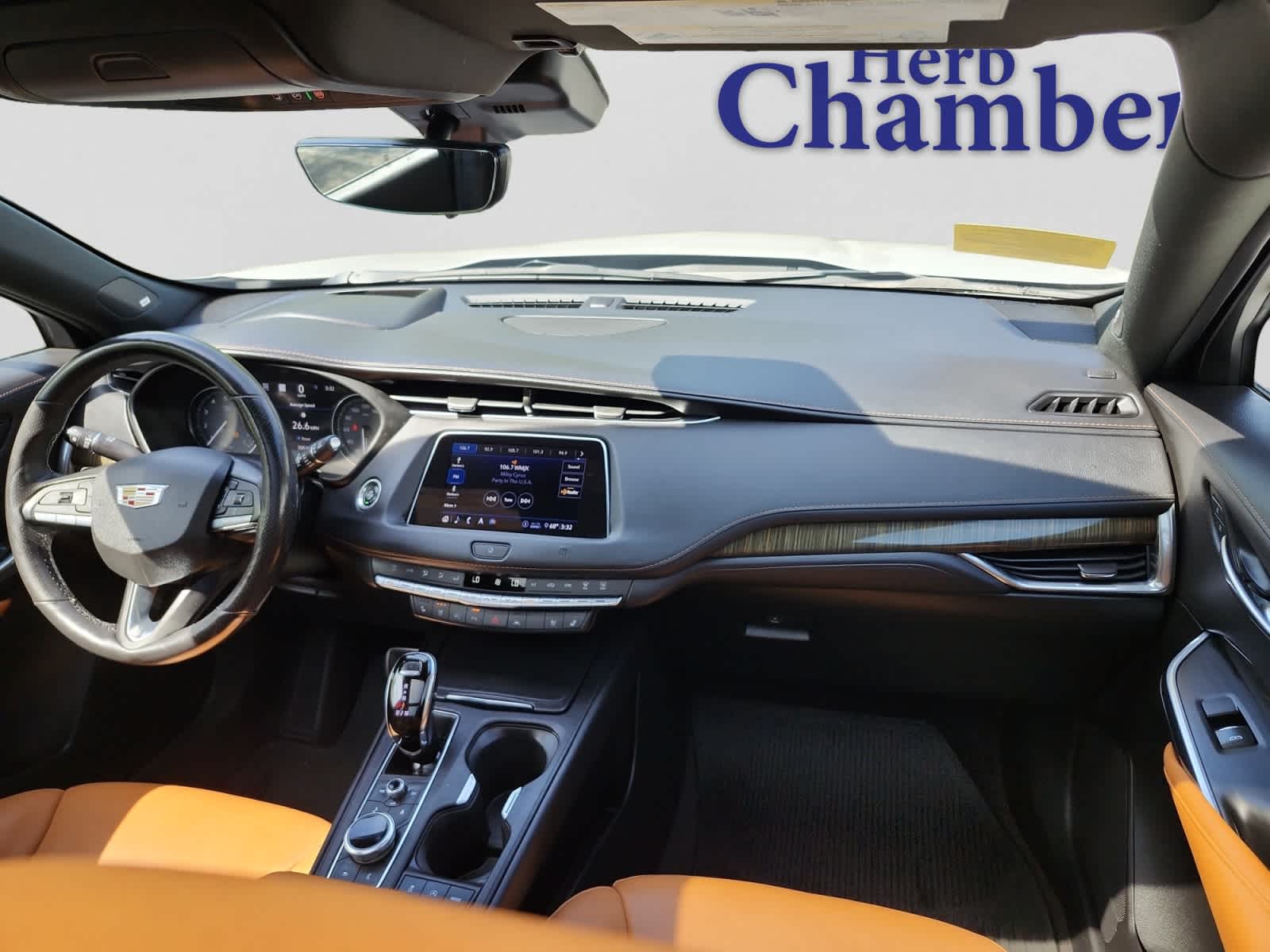 used 2020 Cadillac XT4 car, priced at $23,997