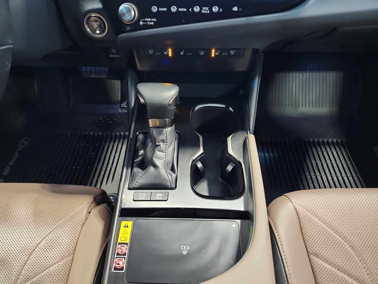 used 2024 Lexus ES 300h car, priced at $41,997