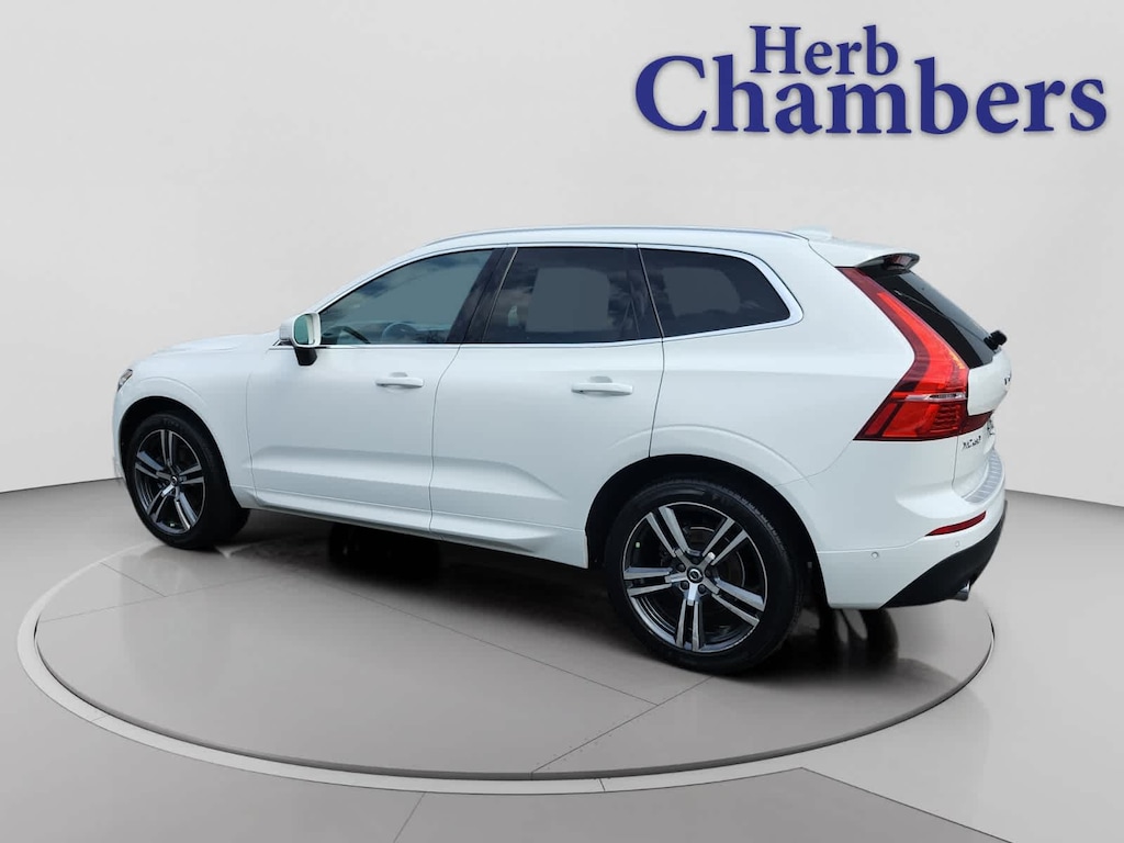 Used 2018 Volvo XC60 T5 AWD Momentum SUV