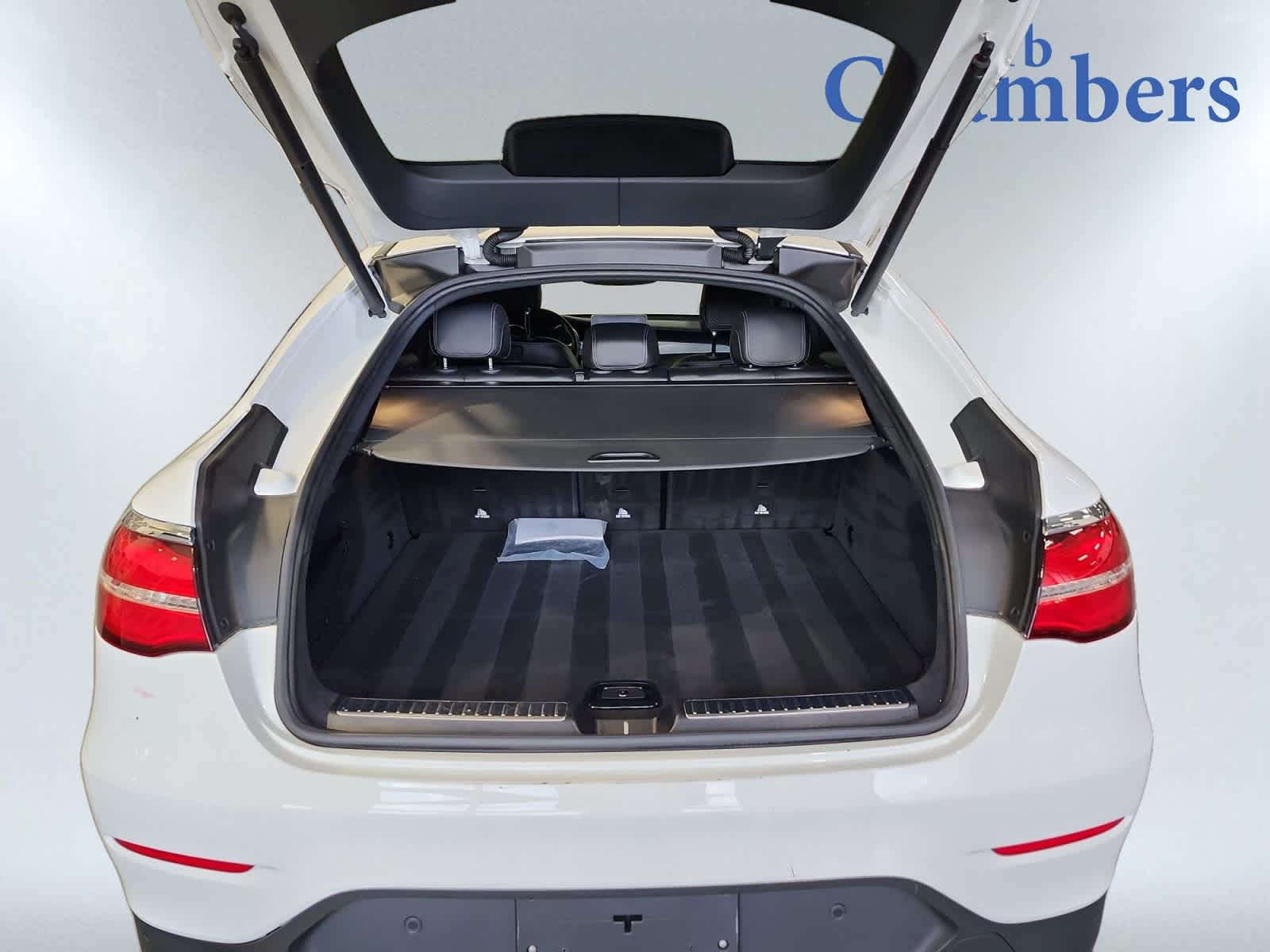 2019 Mercedes Benz GLC 300 4MATIC Coupe photo 4