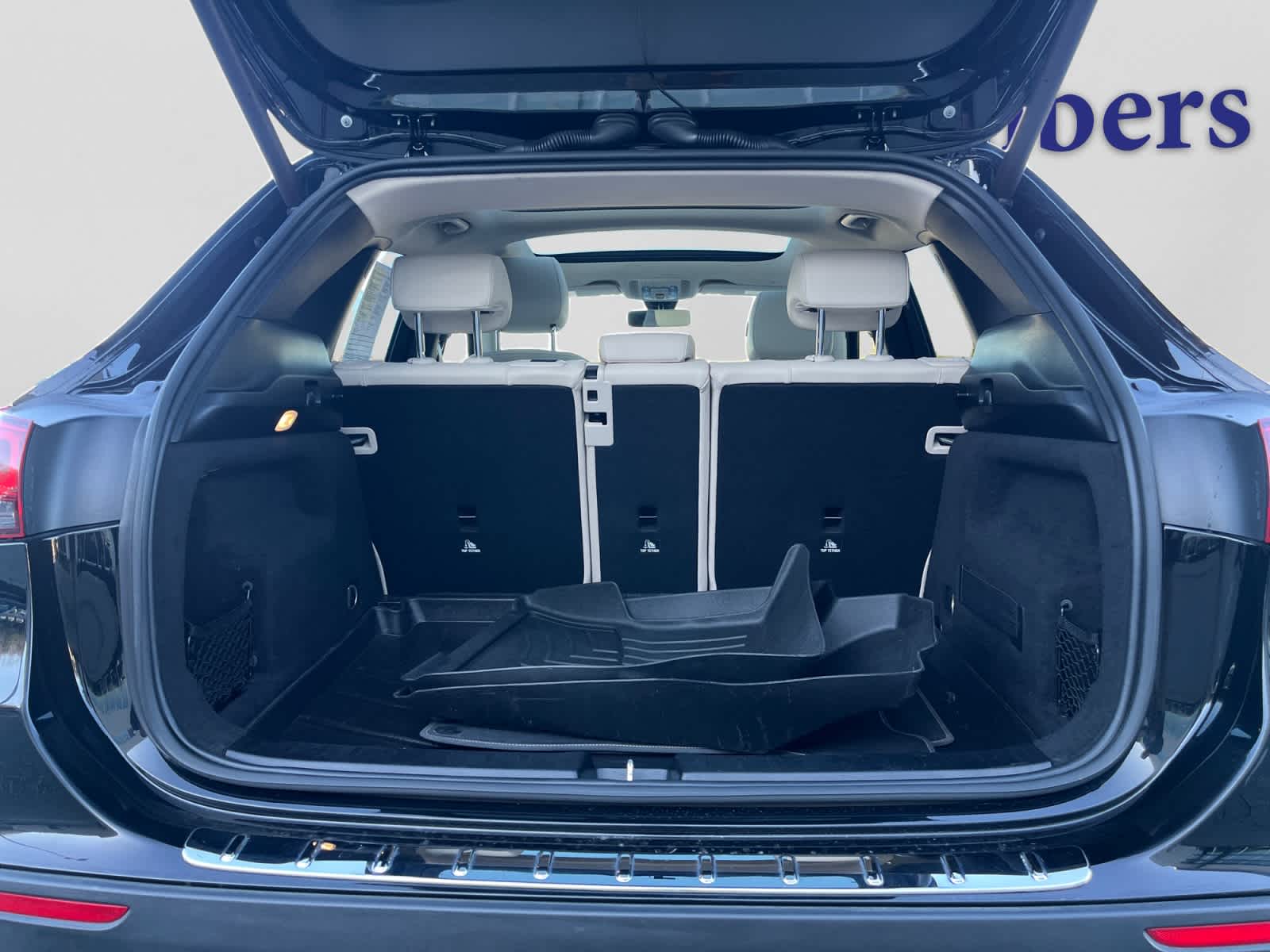 used 2021 Mercedes-Benz GLA 250 car, priced at $24,998