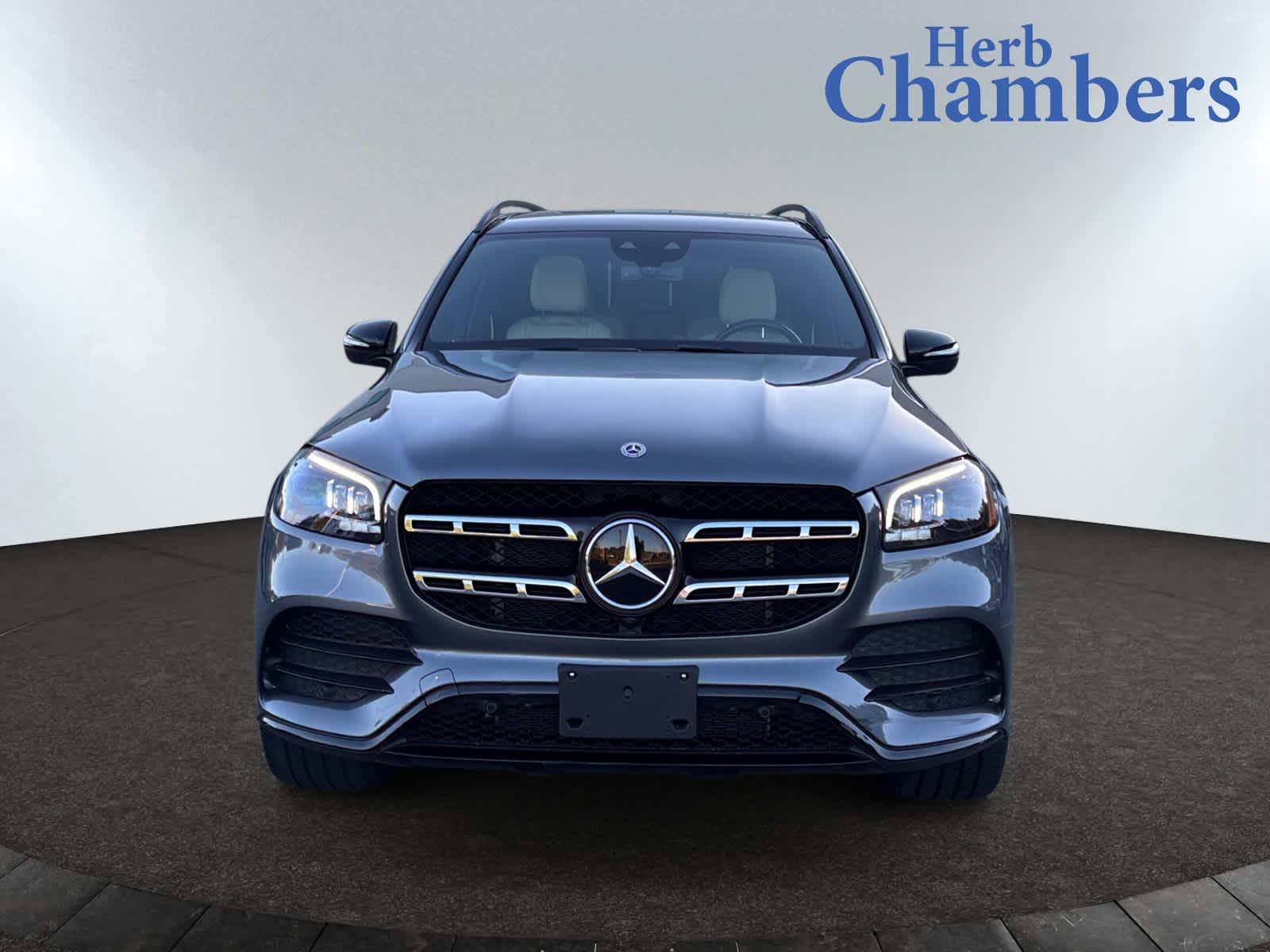 2023 Mercedes Benz GLS 450 4MATIC photo 2