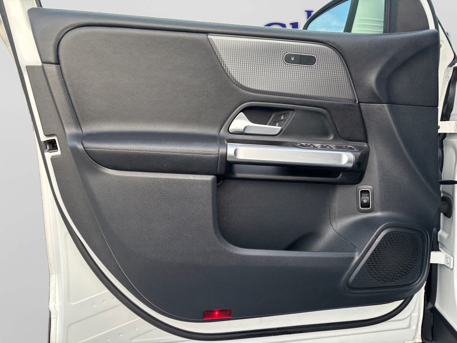 used 2022 Mercedes-Benz GLB 250 car, priced at $29,699