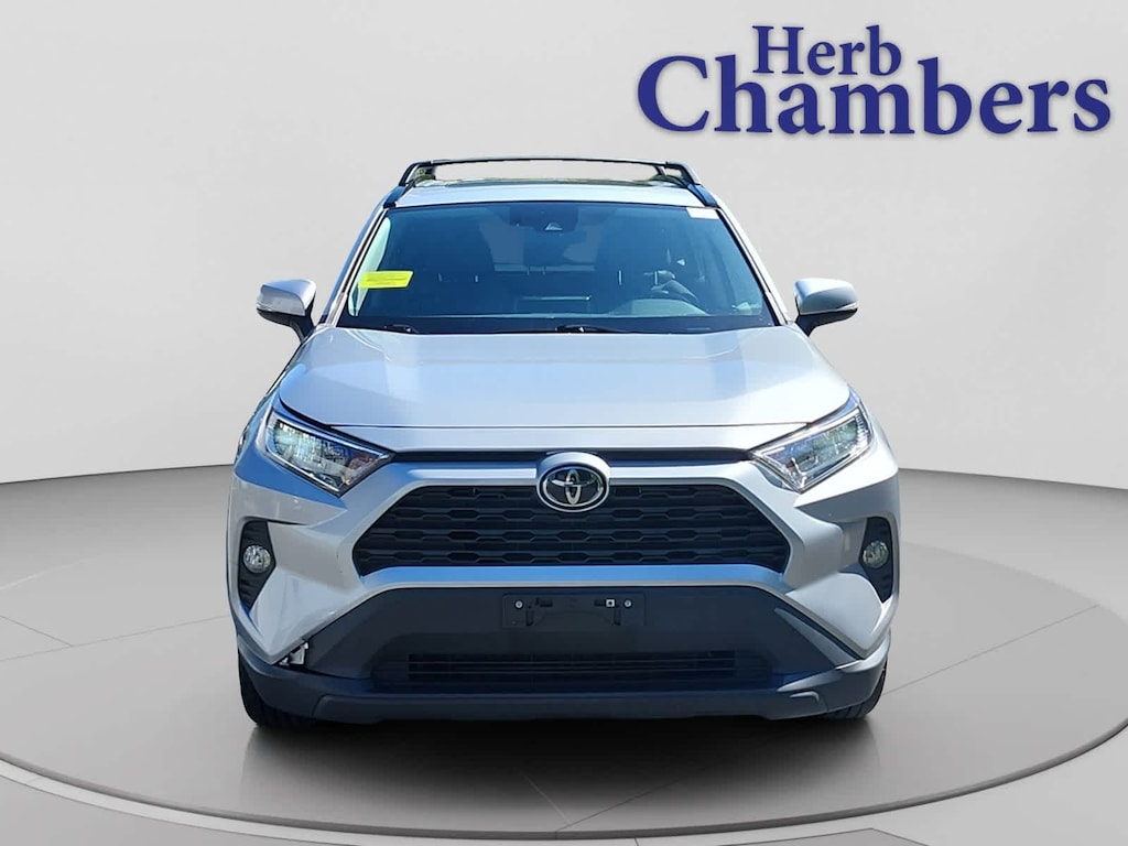 Used 2021 Toyota RAV4 XLE SUV