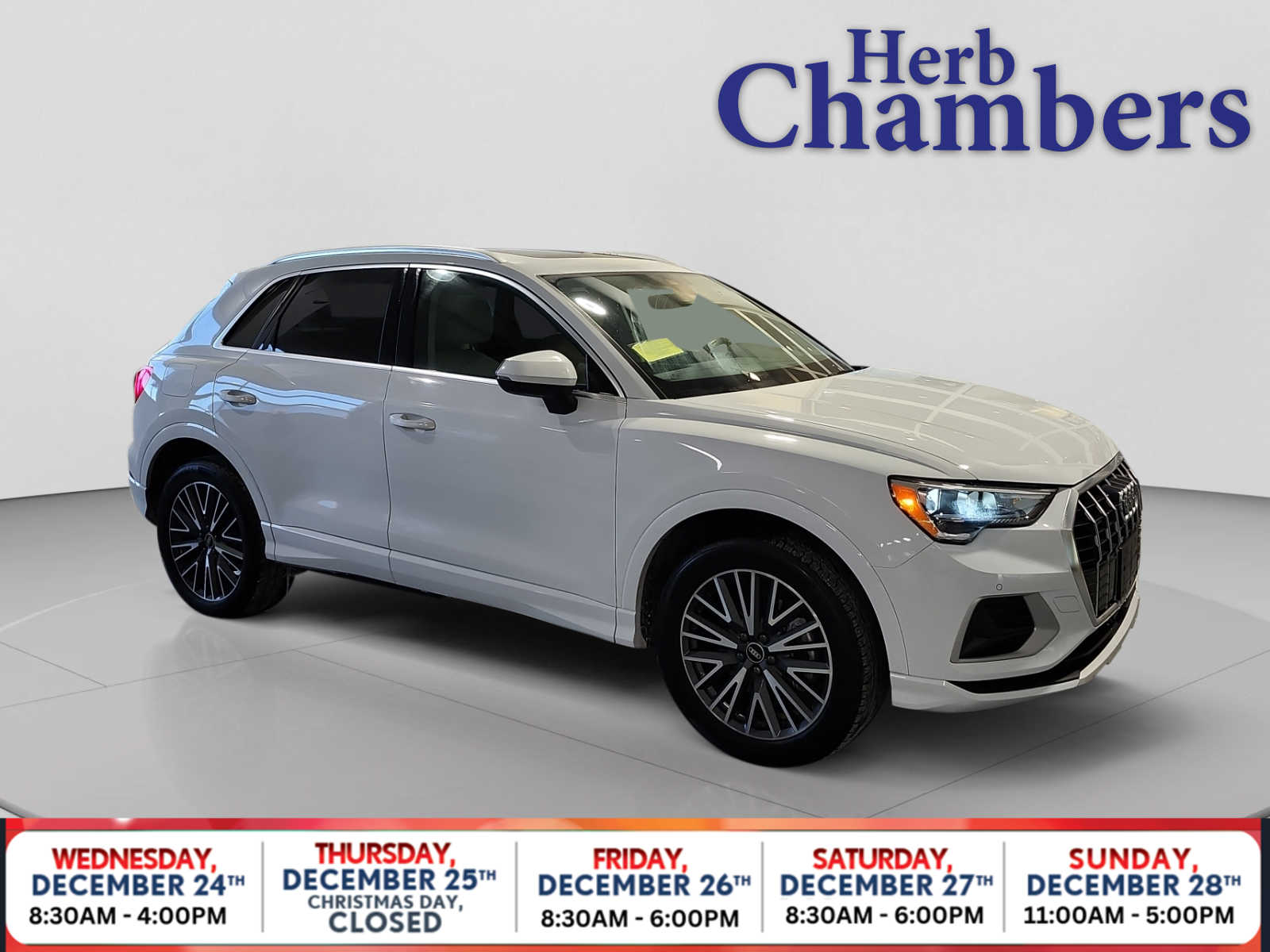 2022 Audi Q3 Premium's photo