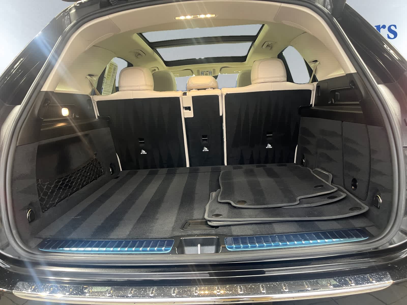 2024 Mercedes Benz GLE 350 4MATIC photo 4