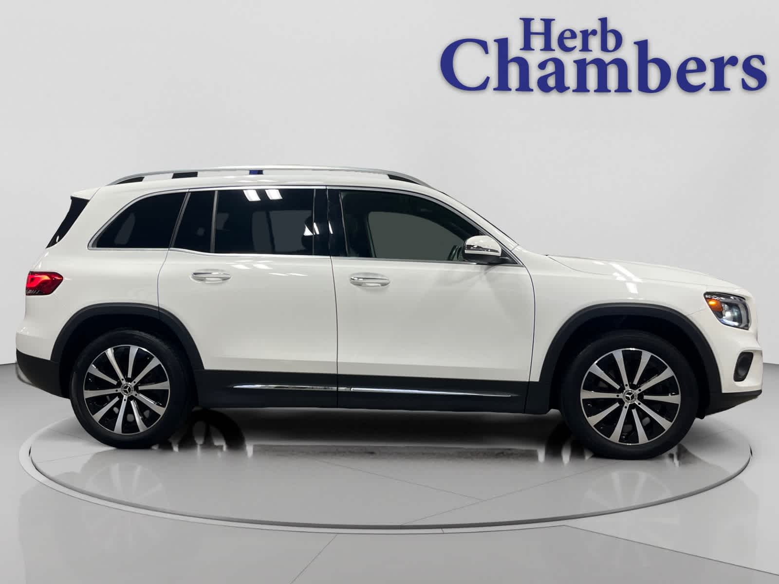 used 2023 Mercedes-Benz GLB 250 car, priced at $33,998