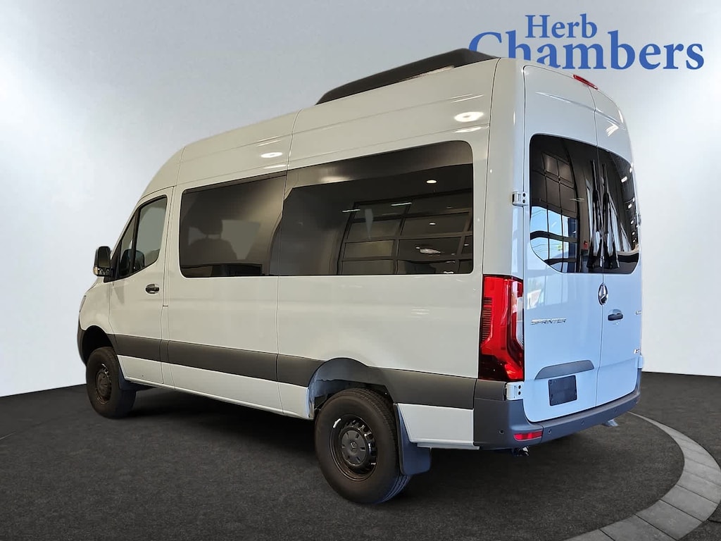 New 2024 Mercedes-Benz Sprinter 2500 Standard Roof 4-Cyl Diesel HO Van