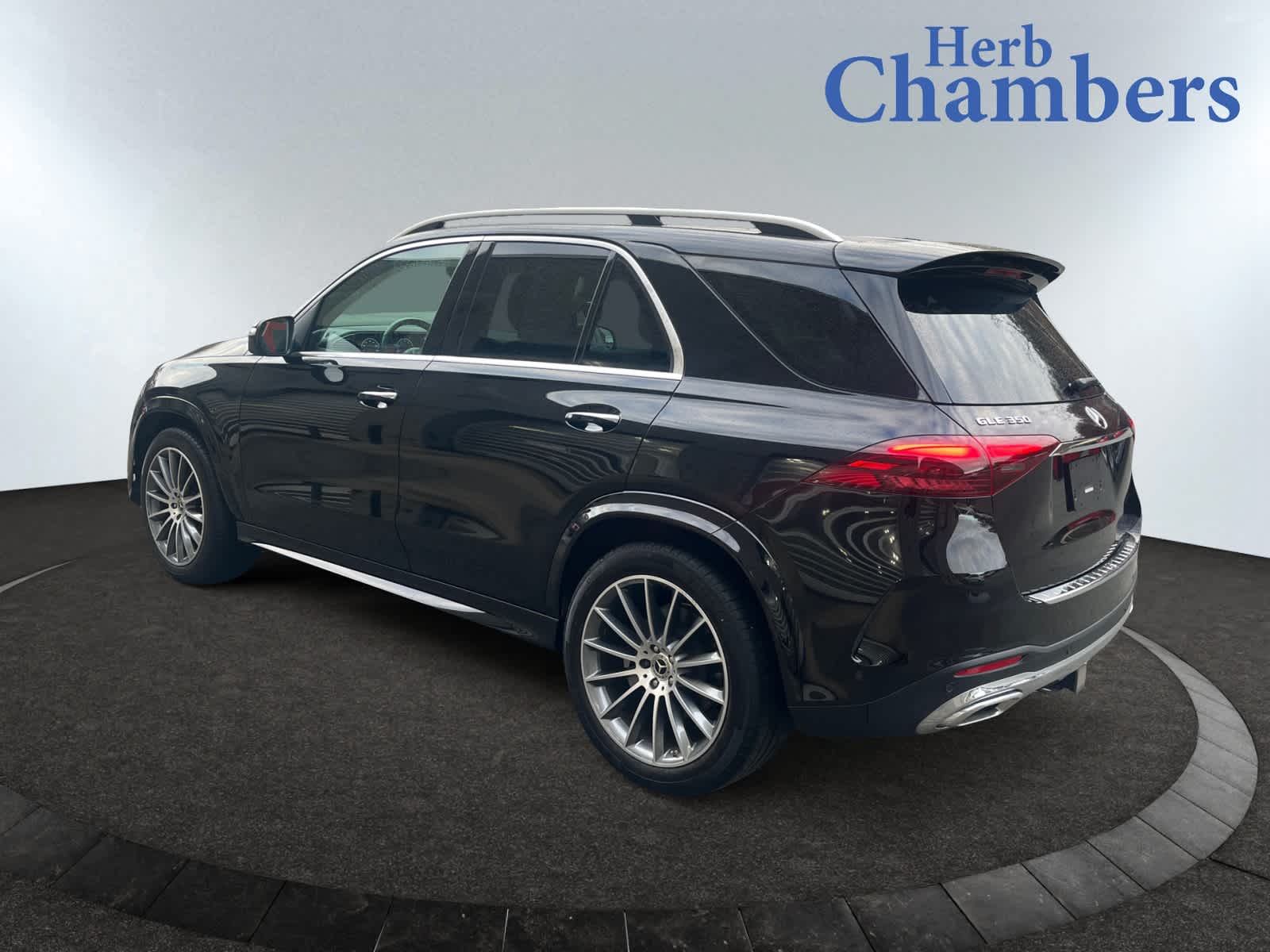 2024 Mercedes Benz GLE 350 4MATIC photo 3