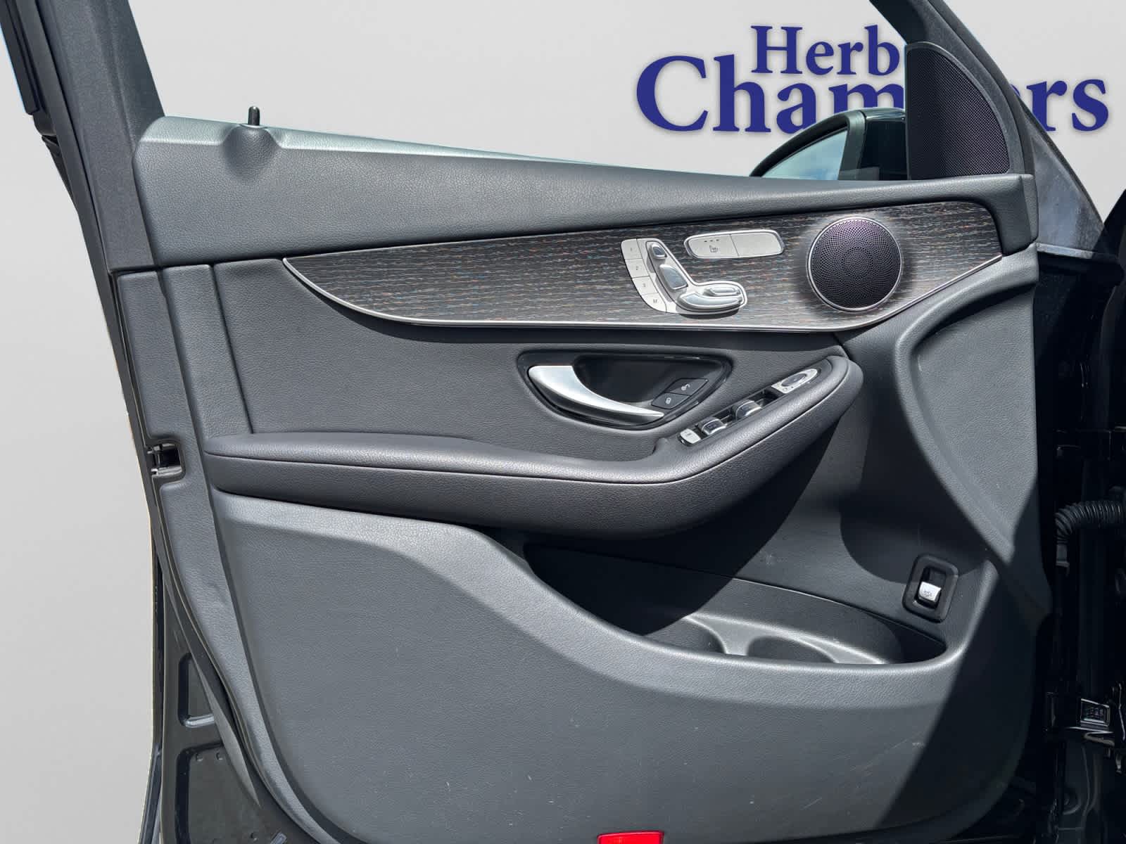 used 2022 Mercedes-Benz GLC 300 car, priced at $29,998