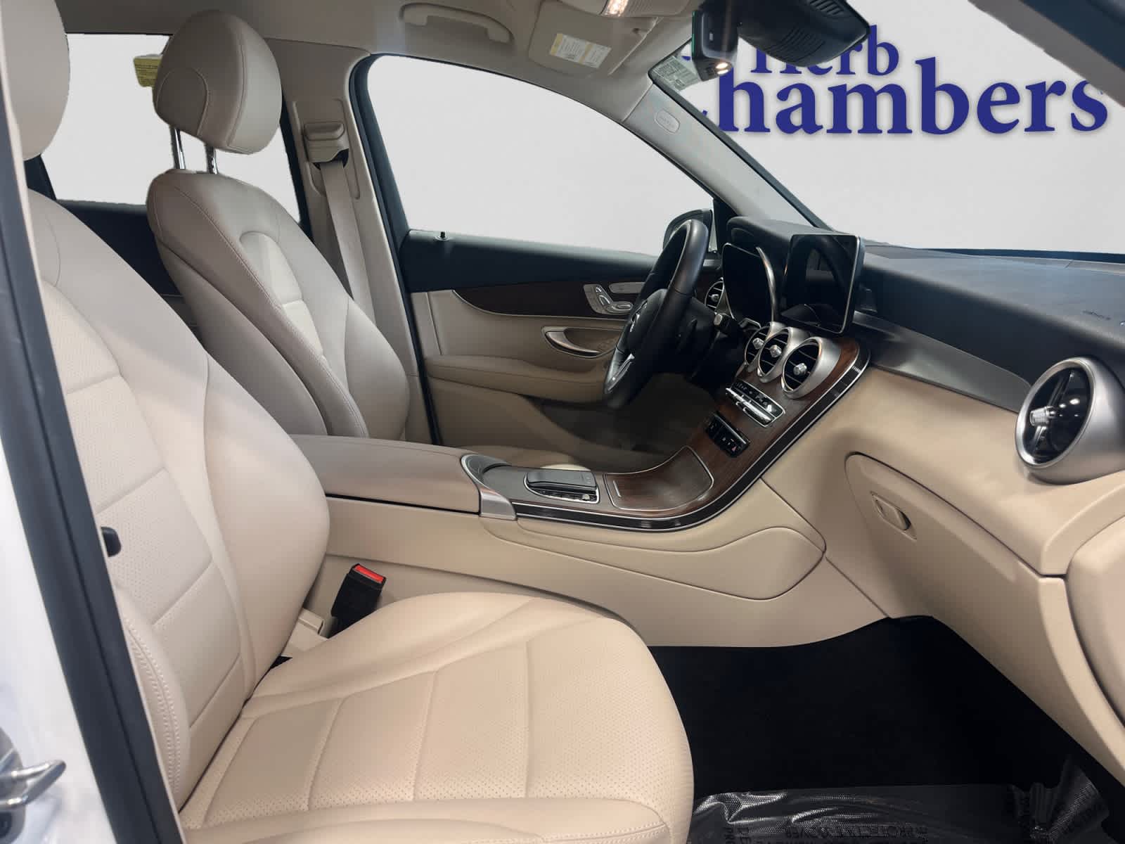 used 2022 Mercedes-Benz GLC 300 car, priced at $34,698