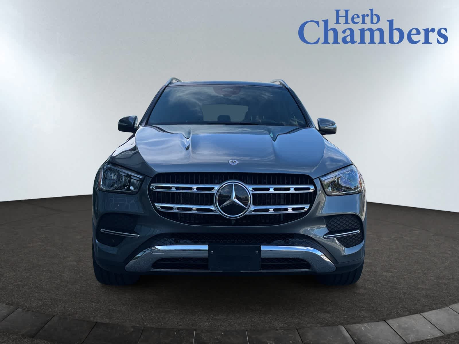 2025 Mercedes Benz GLE 350 4MATIC photo 2