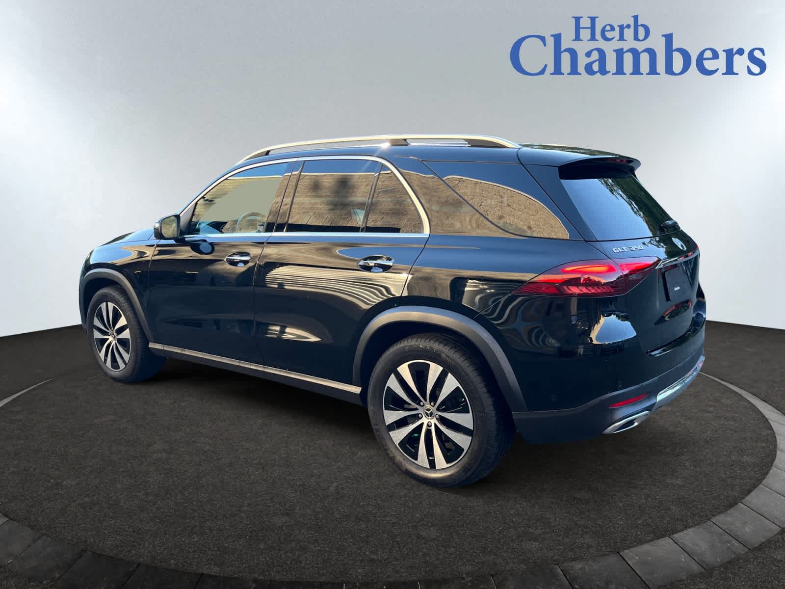 2024 Mercedes Benz GLE 350 4MATIC photo 3