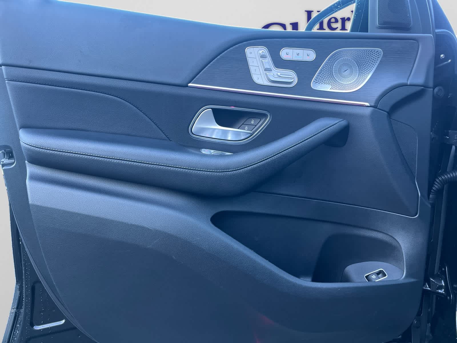 used 2025 Mercedes-Benz GLE 350 car, priced at $58,398