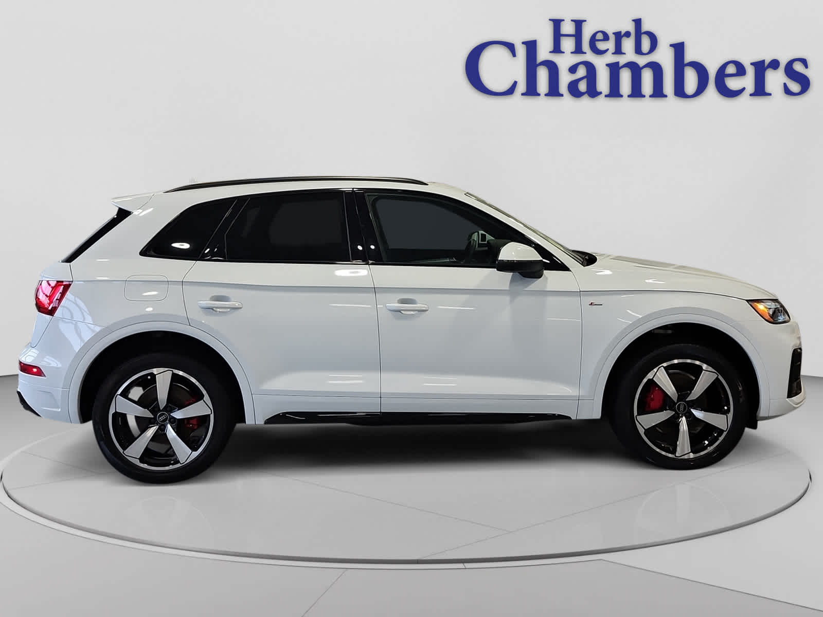 used 2024 Audi Q5 car, priced at $31,397