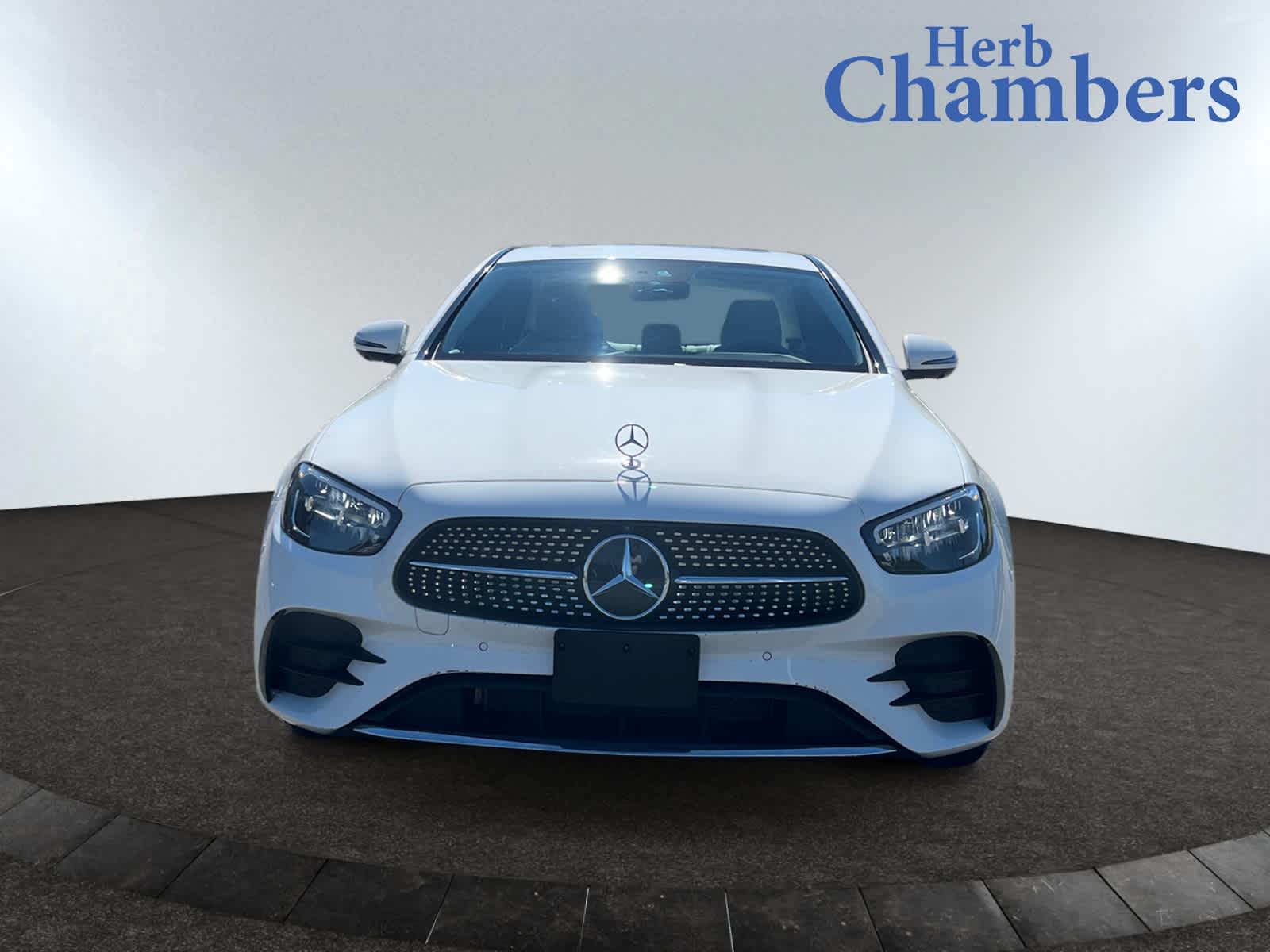 2021 Mercedes Benz E 350 4MATIC photo 2