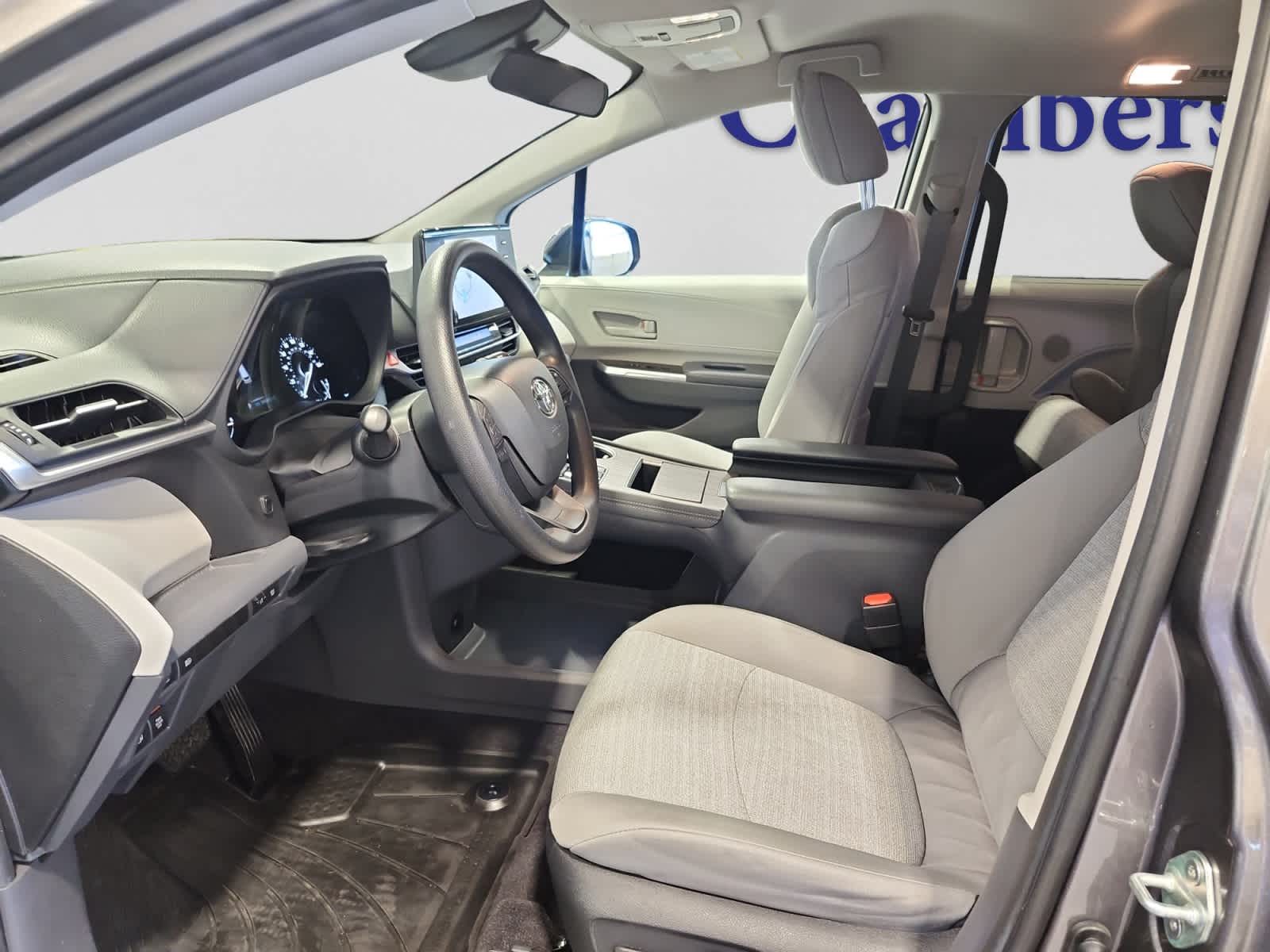 used 2023 Toyota Sienna car, priced at $38,997