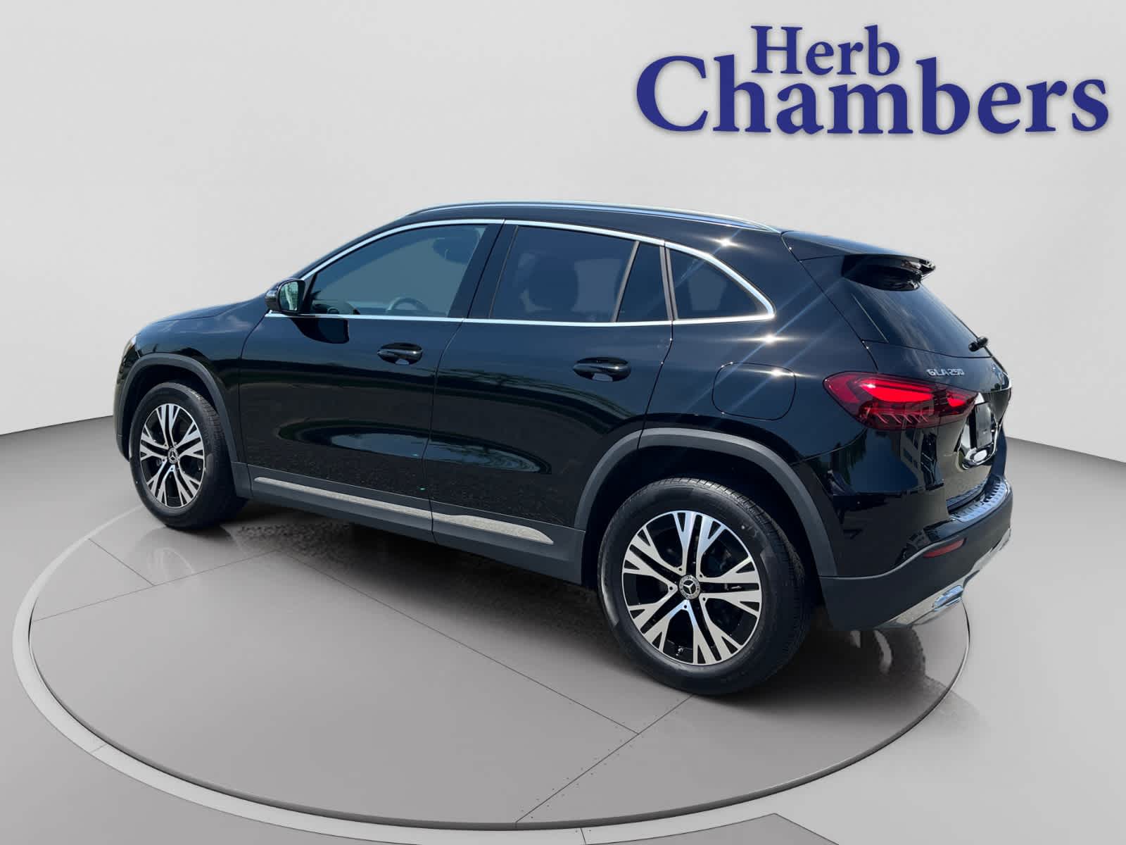 used 2026 Mercedes-Benz GLA 250 car, priced at $41,998