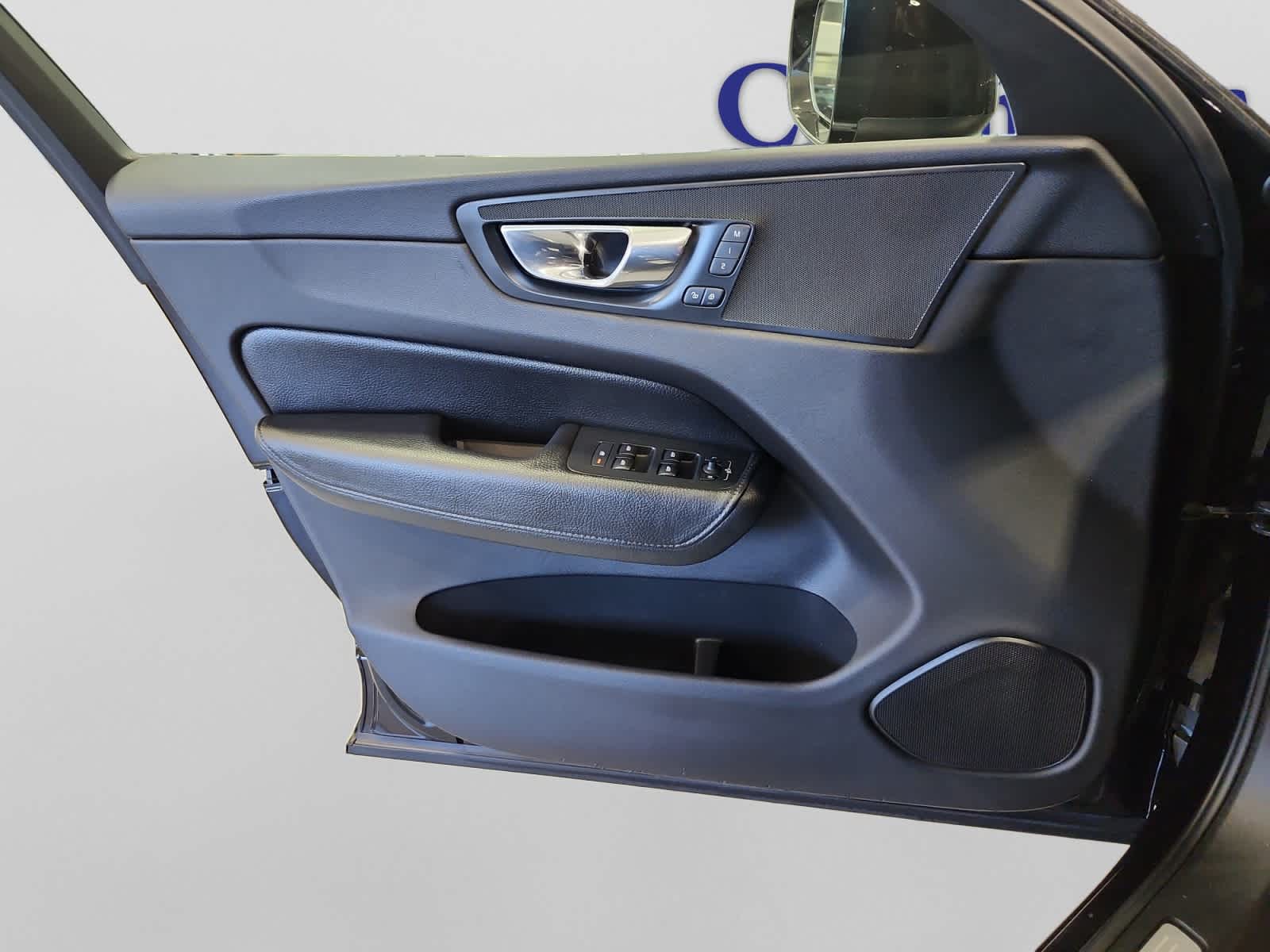 used 2018 Volvo XC60 car, priced at $17,497