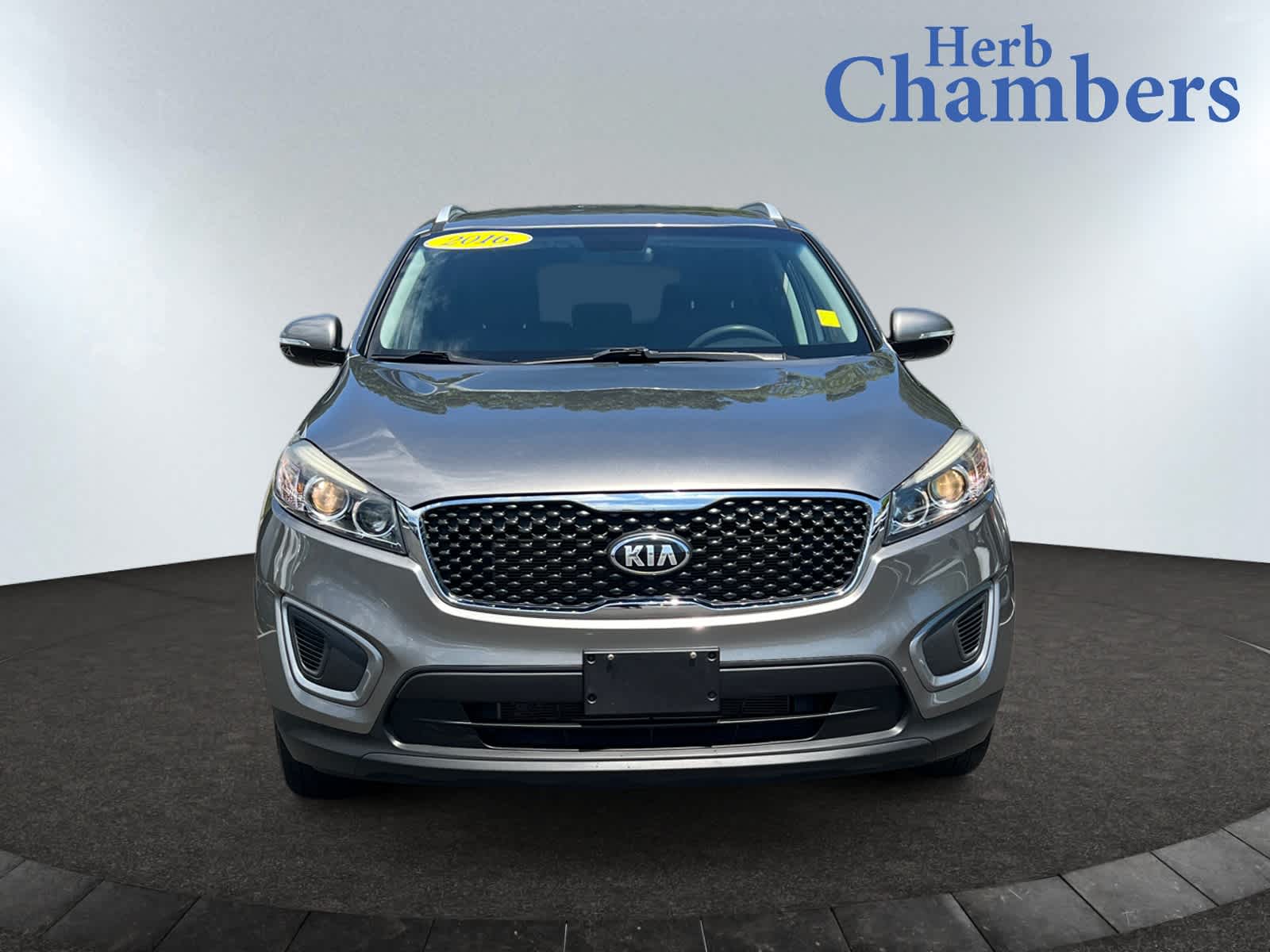 2016 Kia Sorento LX photo 2