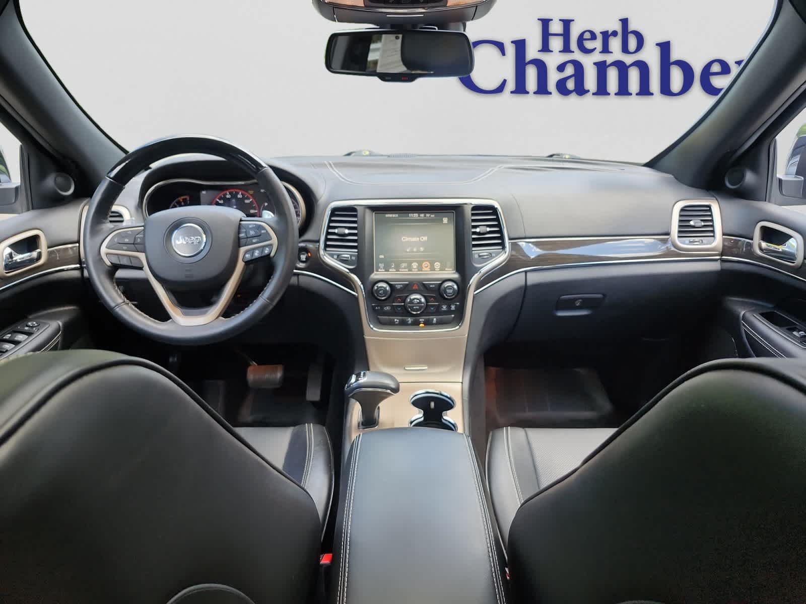 used 2014 Jeep Grand Cherokee car, priced at $15,997