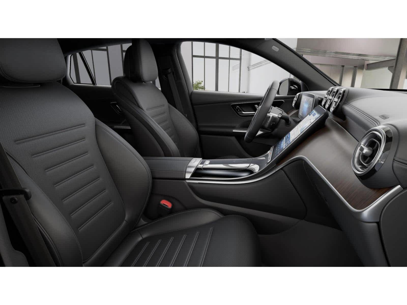 2025 Mercedes Benz GLC 300 4MATIC Coupe photo 3