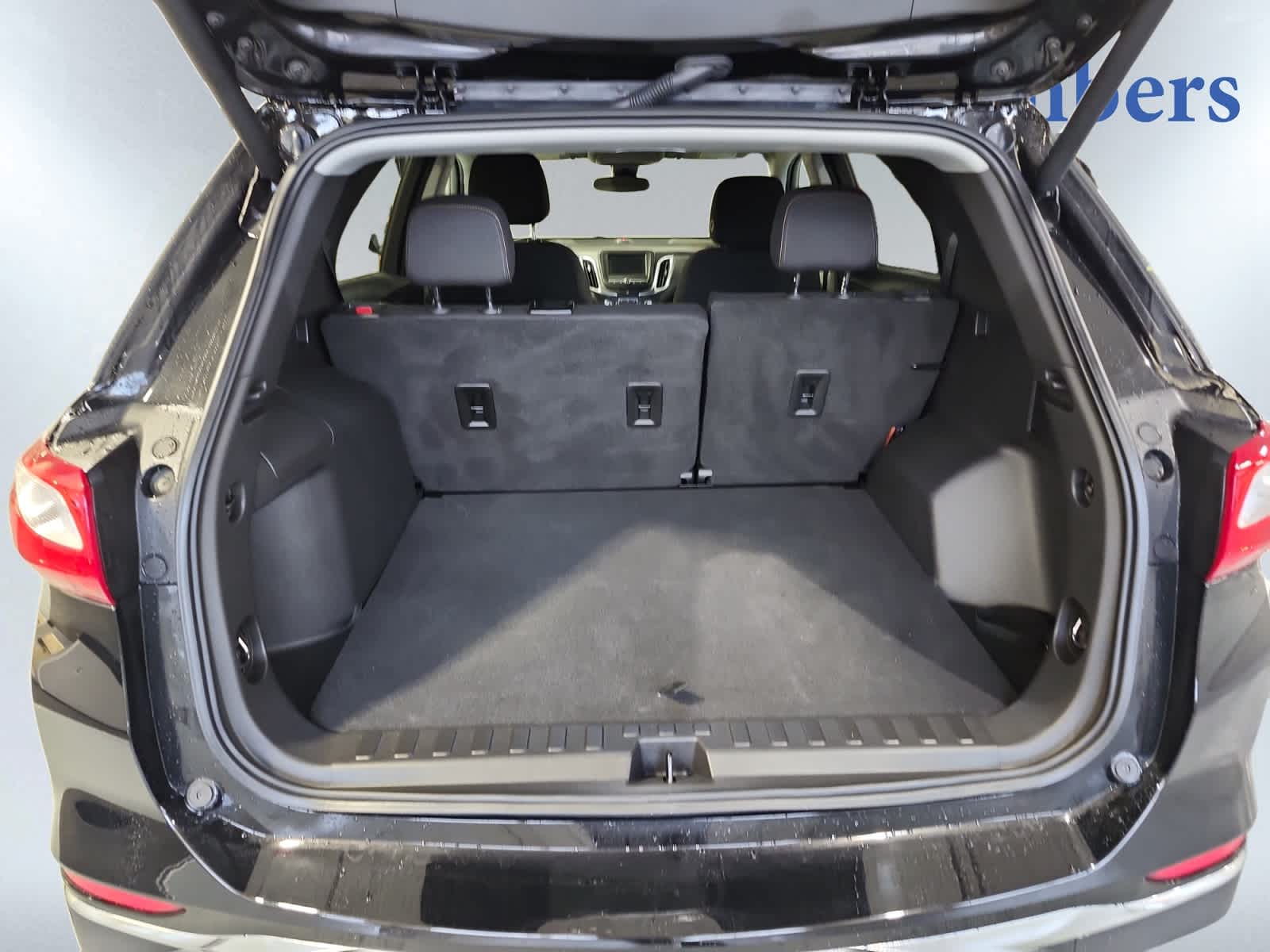 2021 Chevrolet Equinox photo 4