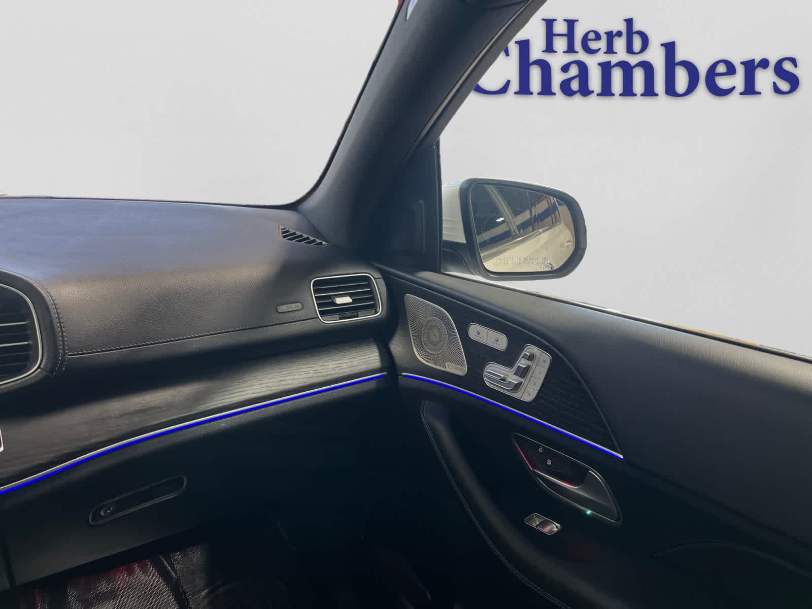 used 2023 Mercedes-Benz GLS 580 car, priced at $70,998