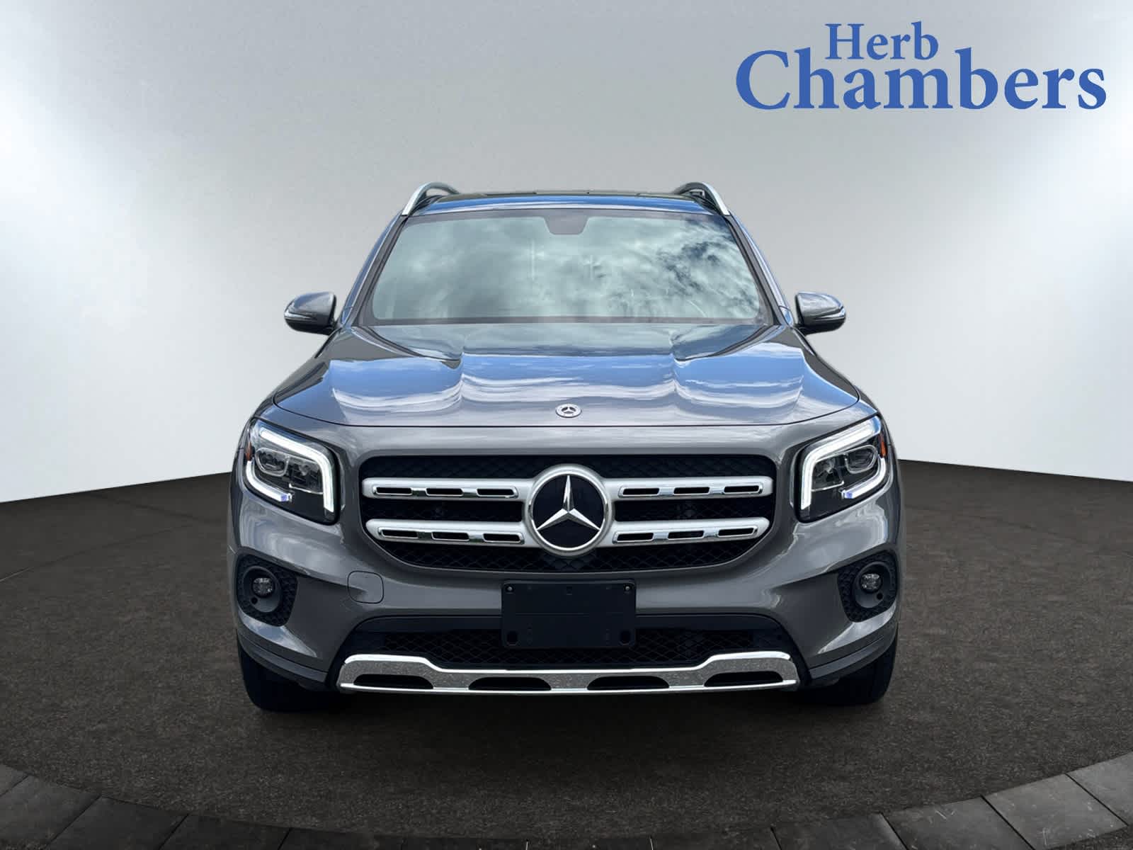 2021 Mercedes Benz GLB 250 4MATIC photo 2
