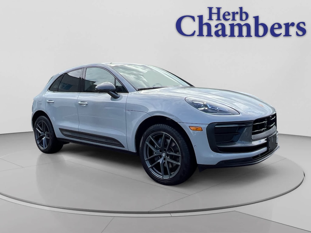 Used 2024 Porsche Macan T SUV