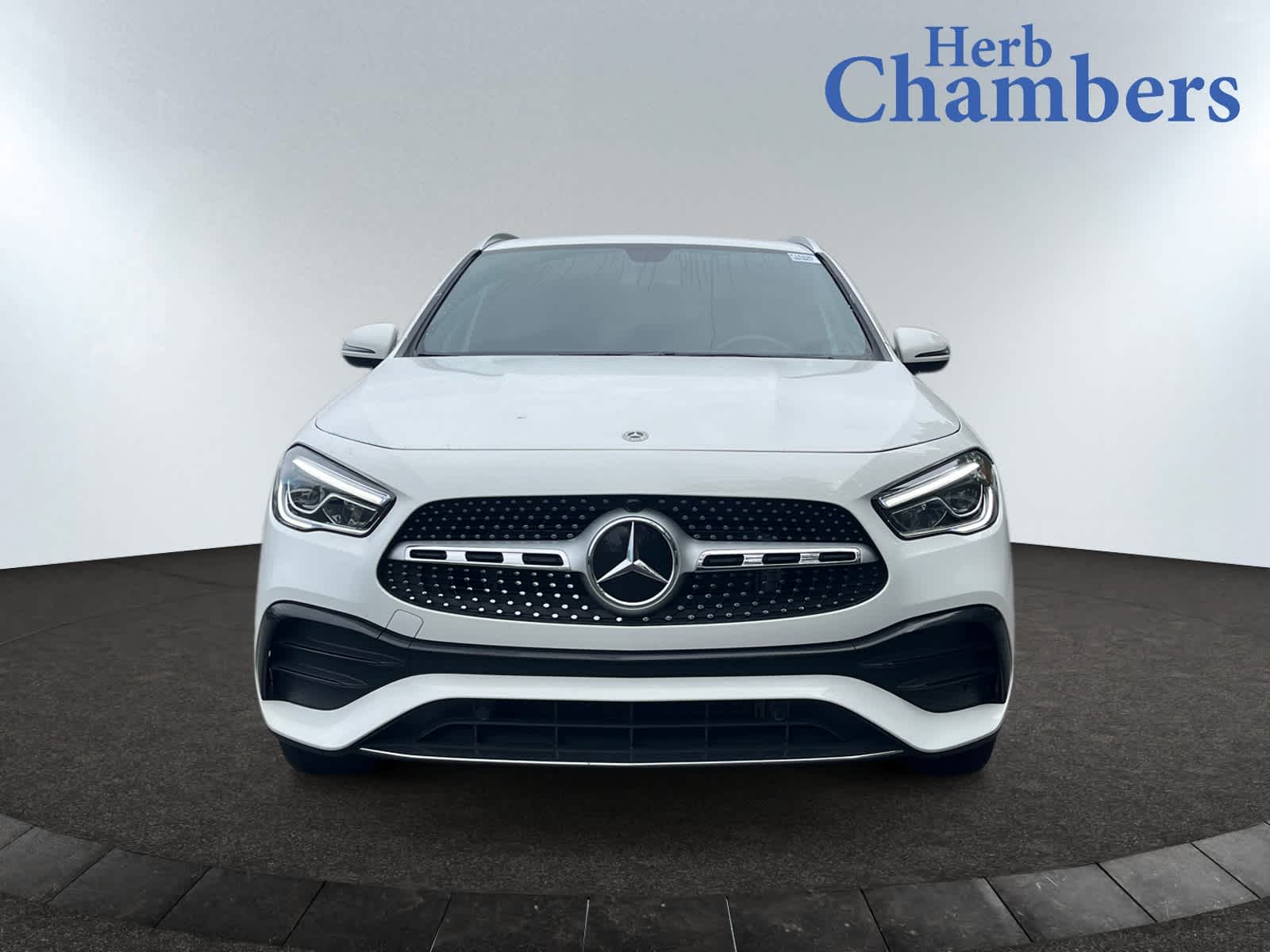 2023 Mercedes Benz GLA 250 4MATIC photo 2