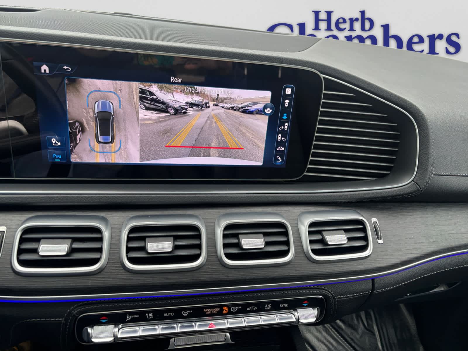 used 2024 Mercedes-Benz GLE 450 car, priced at $55,998