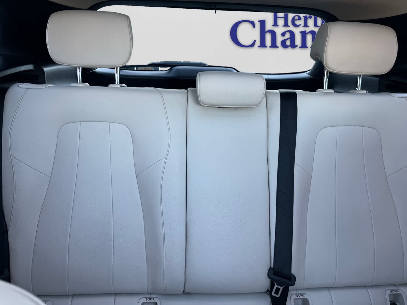 used 2021 Mercedes-Benz GLA 250 car, priced at $24,998