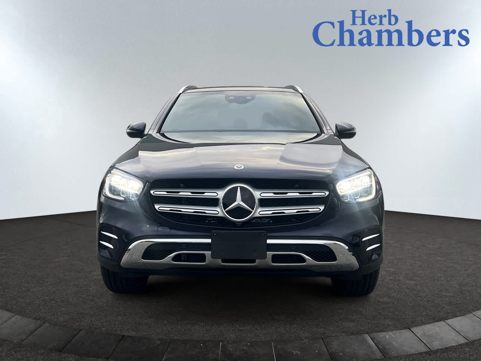2022 Mercedes Benz GLC 300 4MATIC photo 2