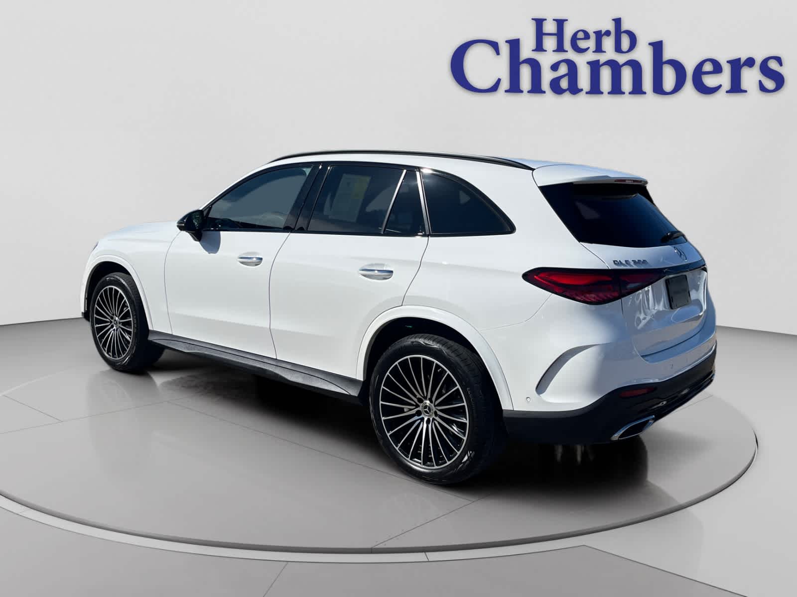 used 2023 Mercedes-Benz GLC 300 car, priced at $41,998