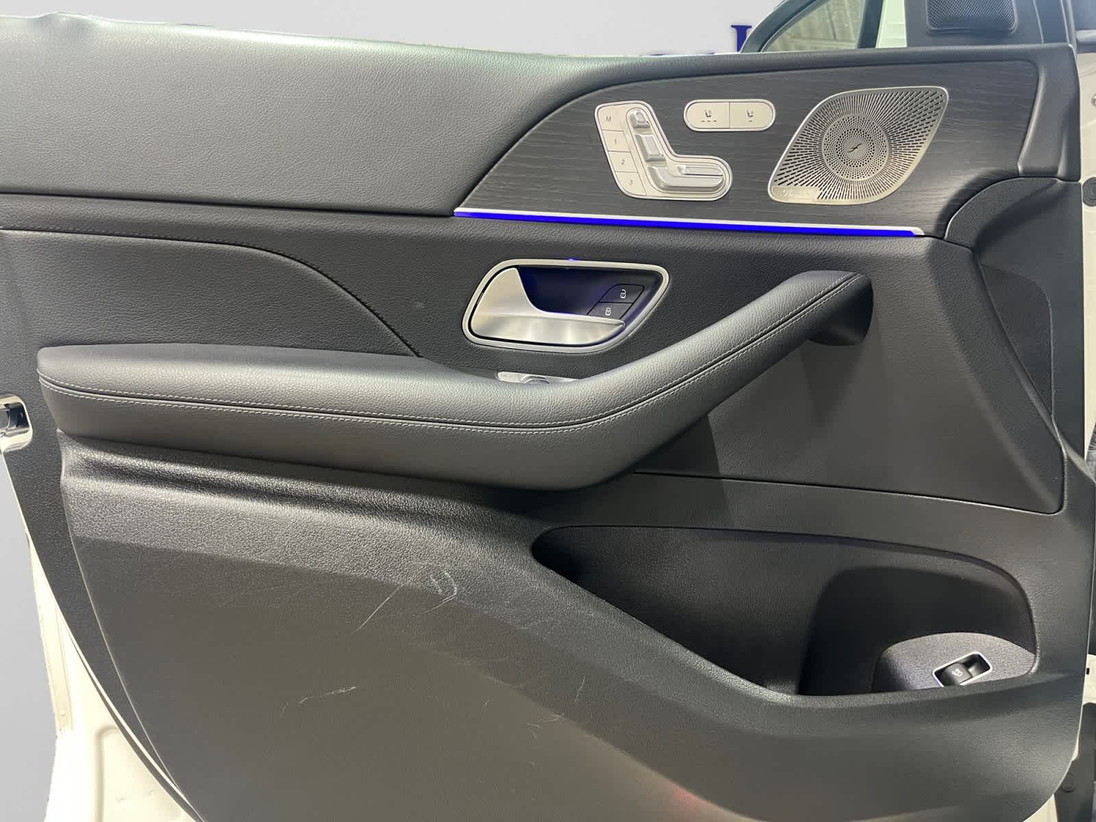 used 2023 Mercedes-Benz GLE 350 car, priced at $53,998