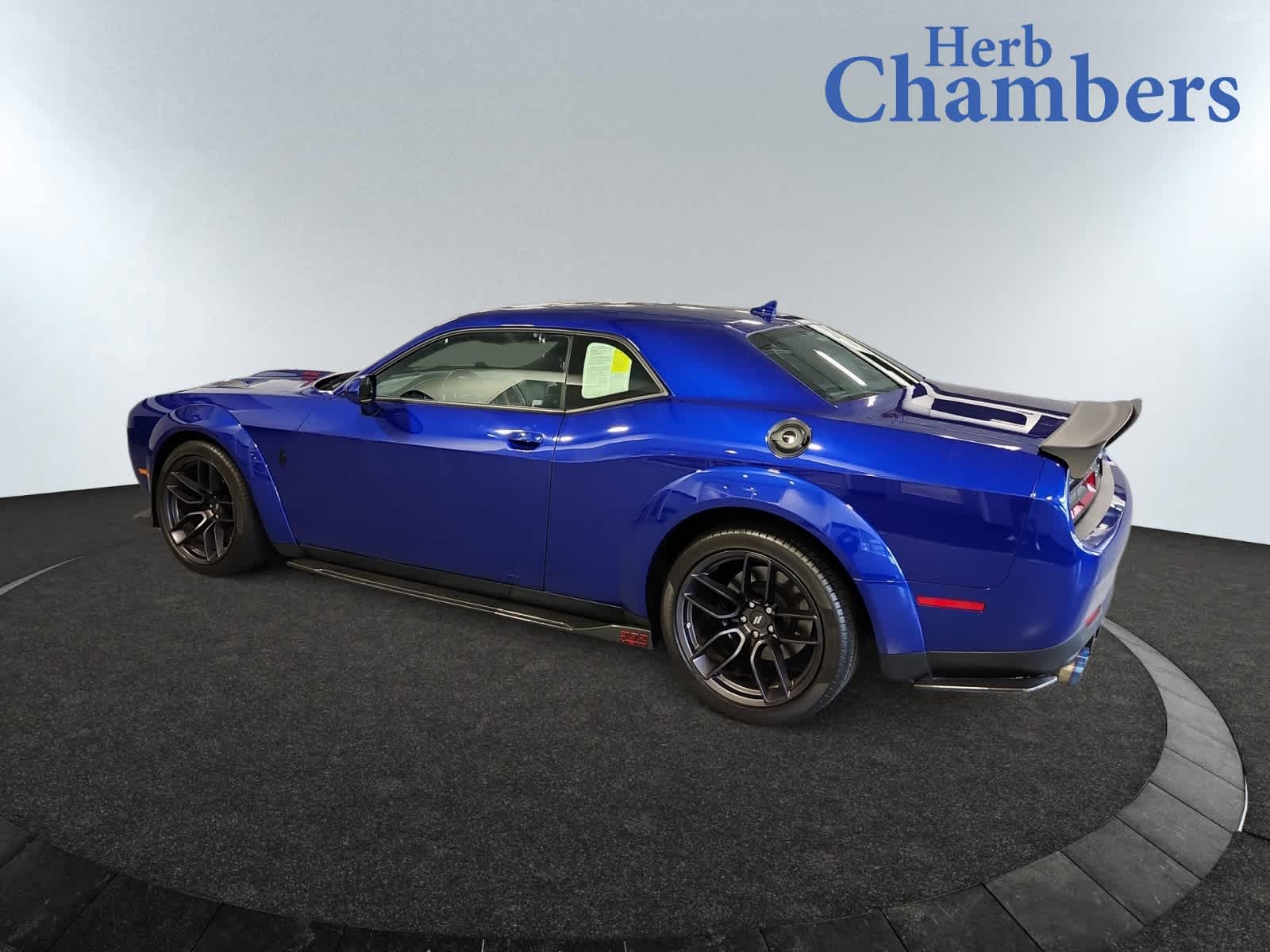 2021 Dodge Challenger R/T Scat Pack photo 3