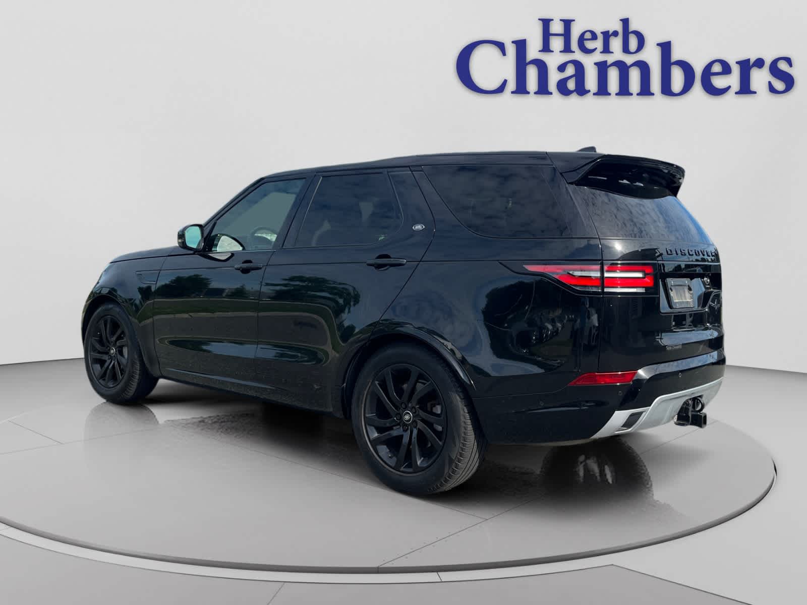 used 2020 Land Rover Discovery car, priced at $25,498