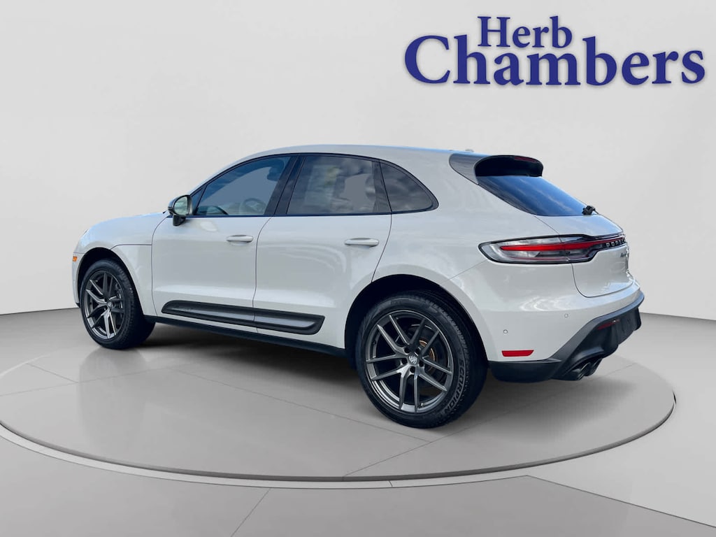 Used 2024 Porsche Macan T SUV
