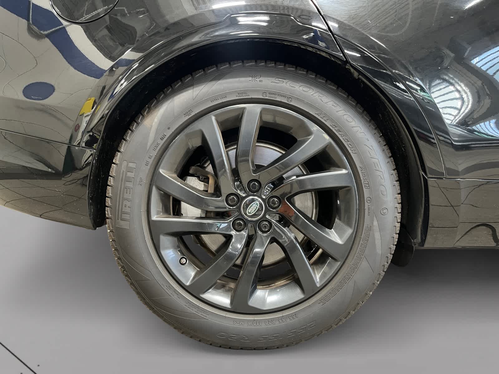 used 2020 Land Rover Discovery car, priced at $25,498