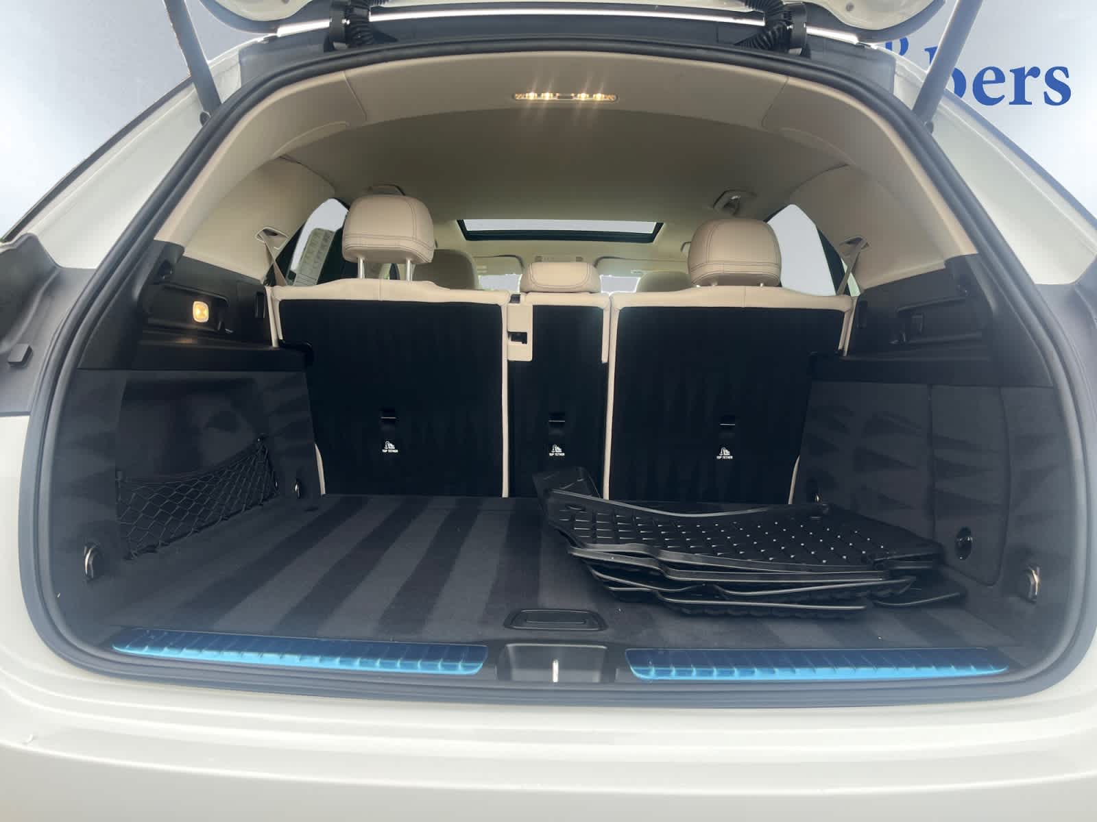 2025 Mercedes Benz GLE 350 4MATIC photo 3