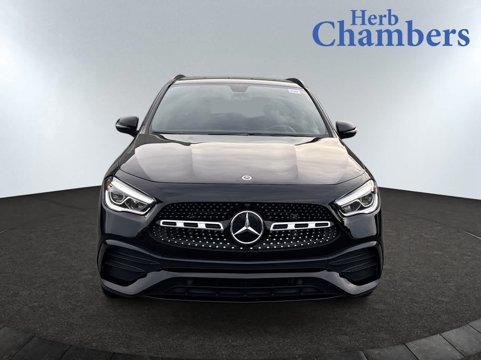 2023 Mercedes Benz GLA 250 4MATIC photo 2