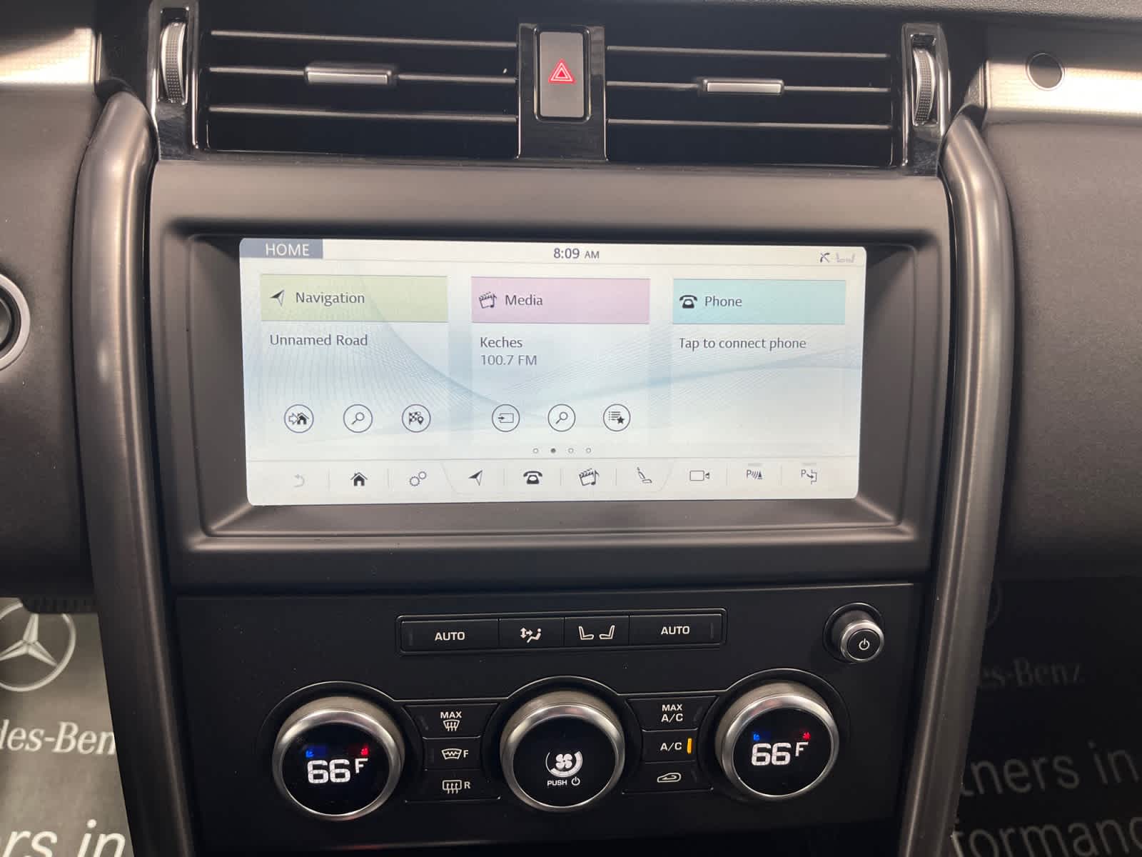 used 2020 Land Rover Discovery car, priced at $25,498