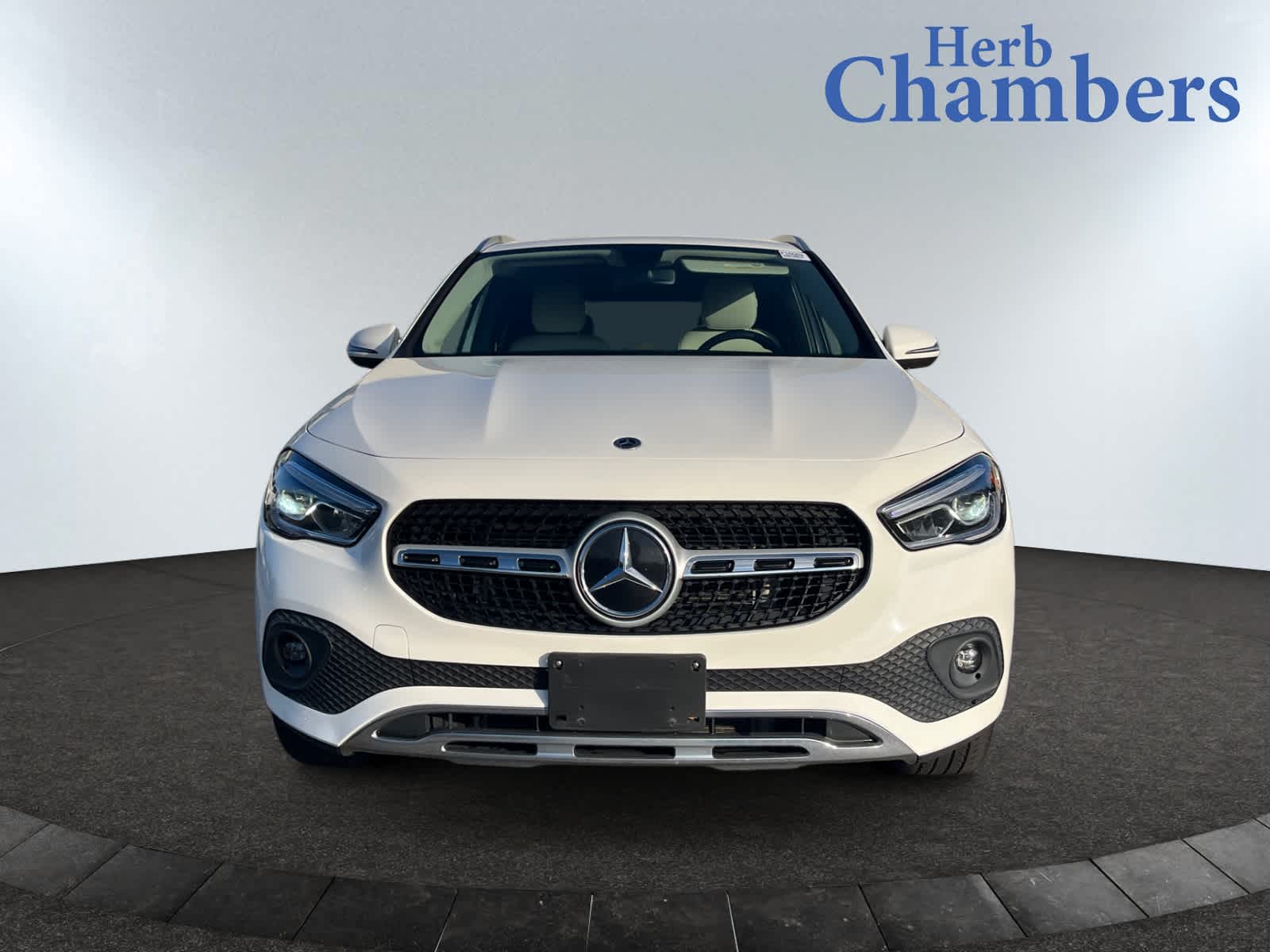 2023 Mercedes Benz GLA 250 4MATIC photo 2