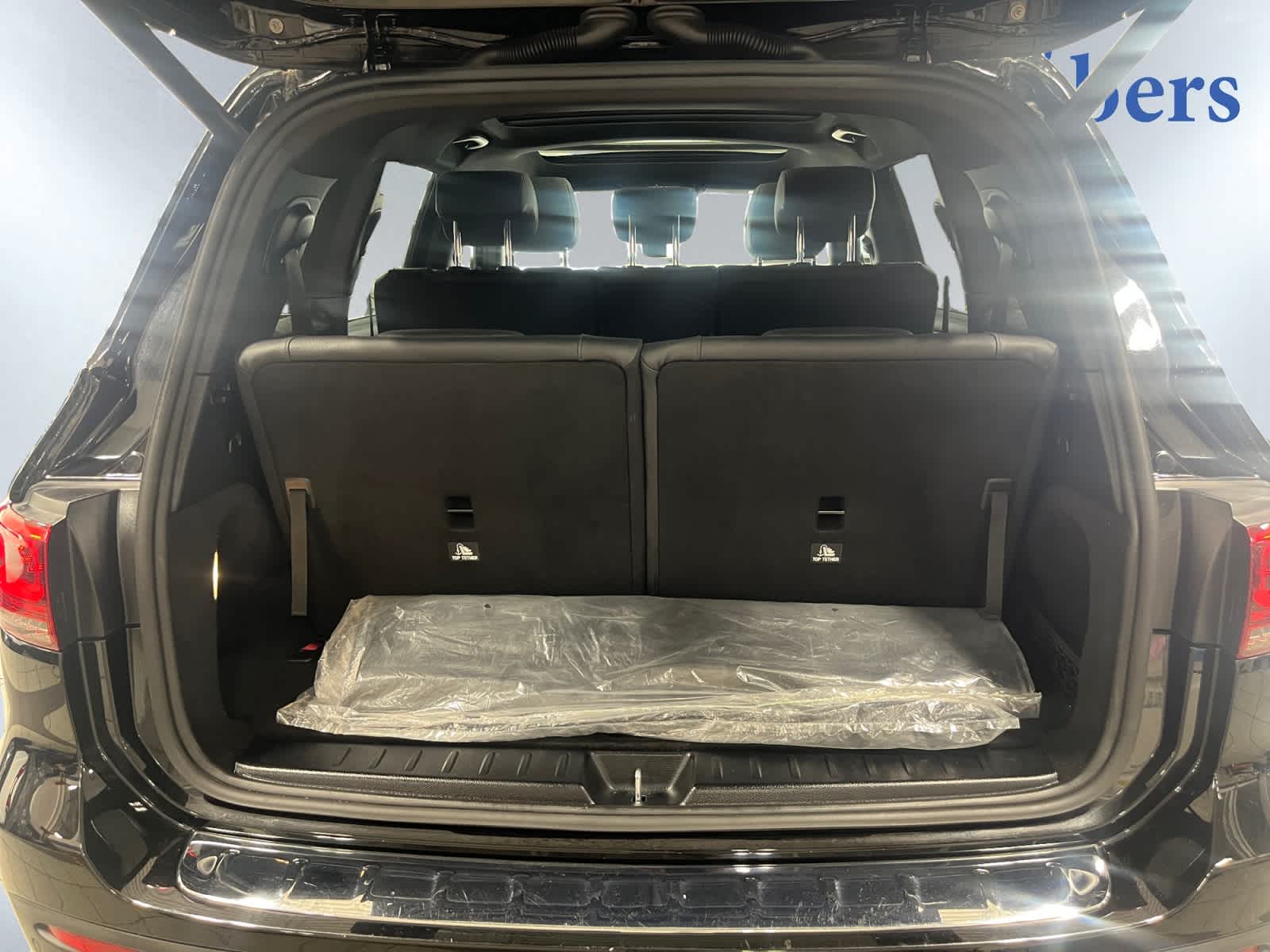 2022 Mercedes Benz GLB 250 4MATIC photo 3