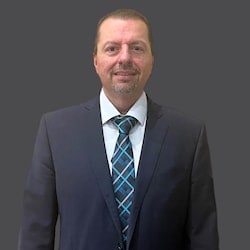 Staff member Nick Ioannidis from ID_0b4f32