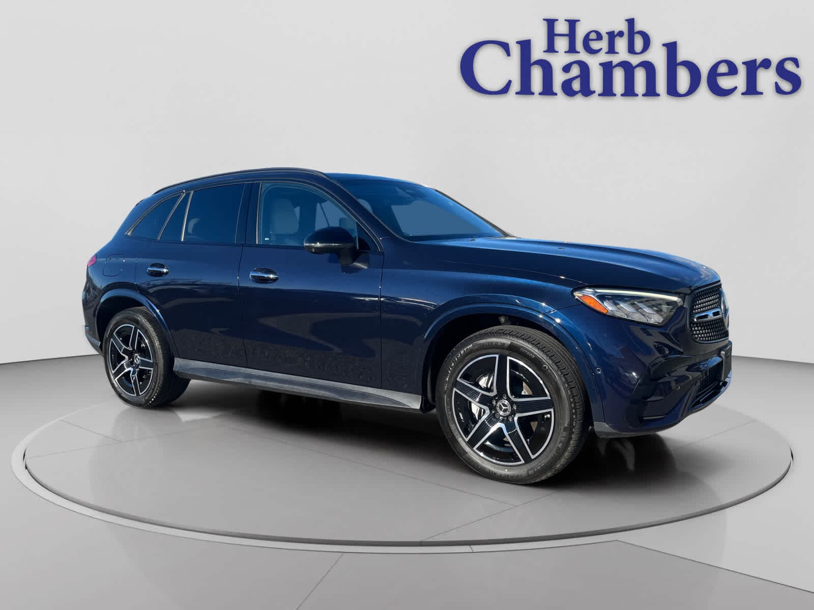 2023 Mercedes-Benz GLC GLC 300's photo